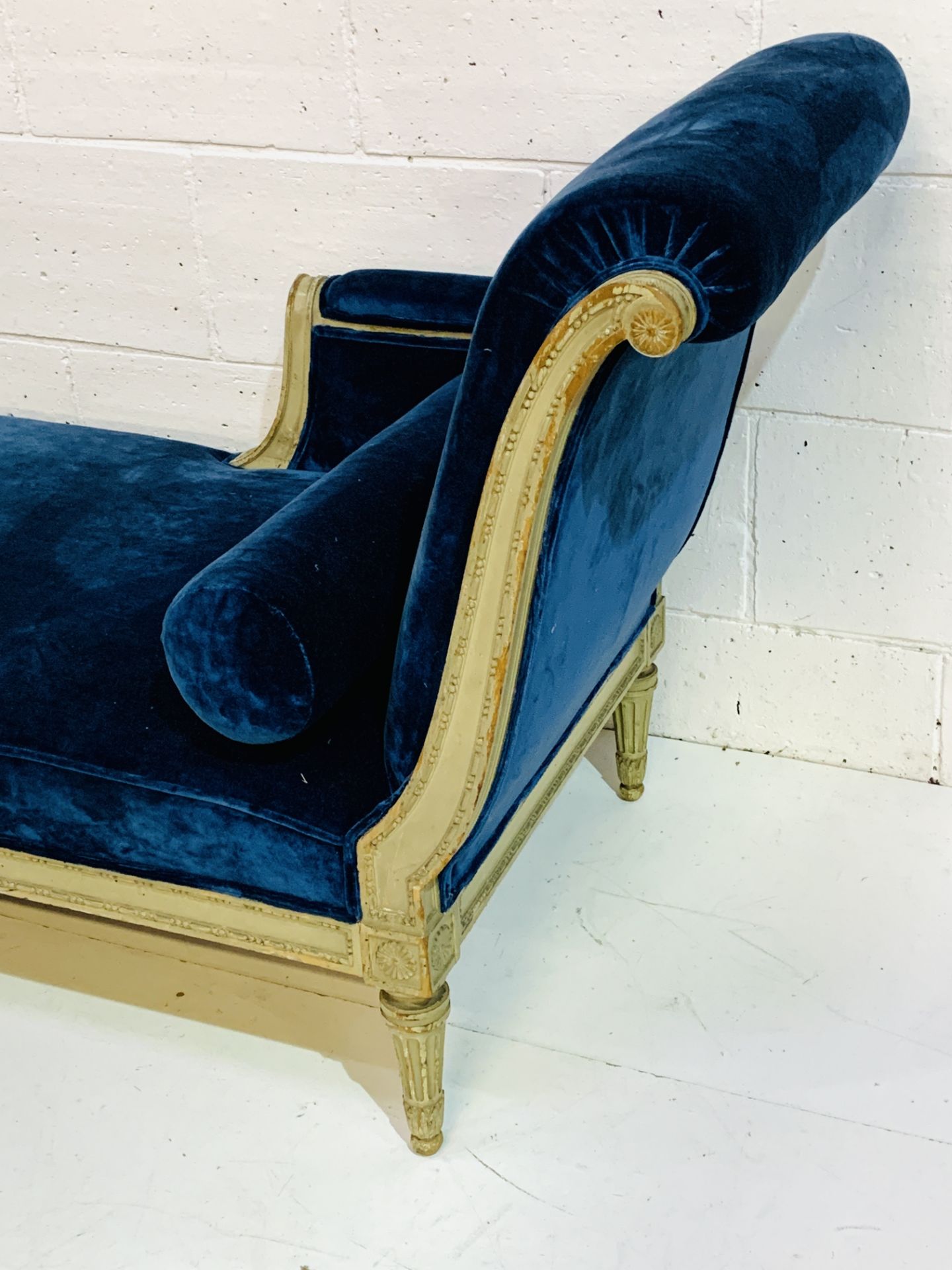 French Empire style chaise longue - Image 4 of 4