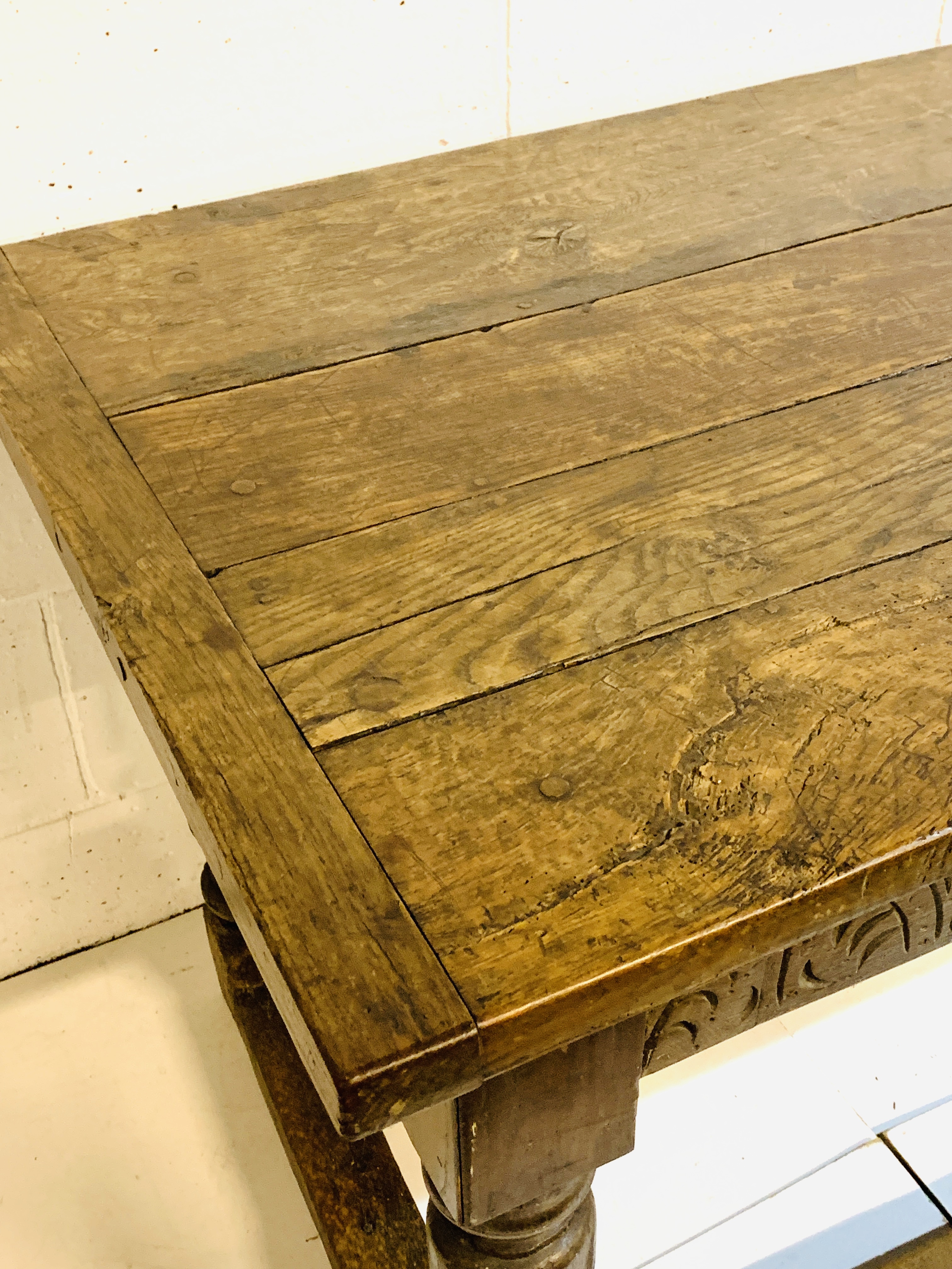 17th century oak refectory table - Image 5 of 8