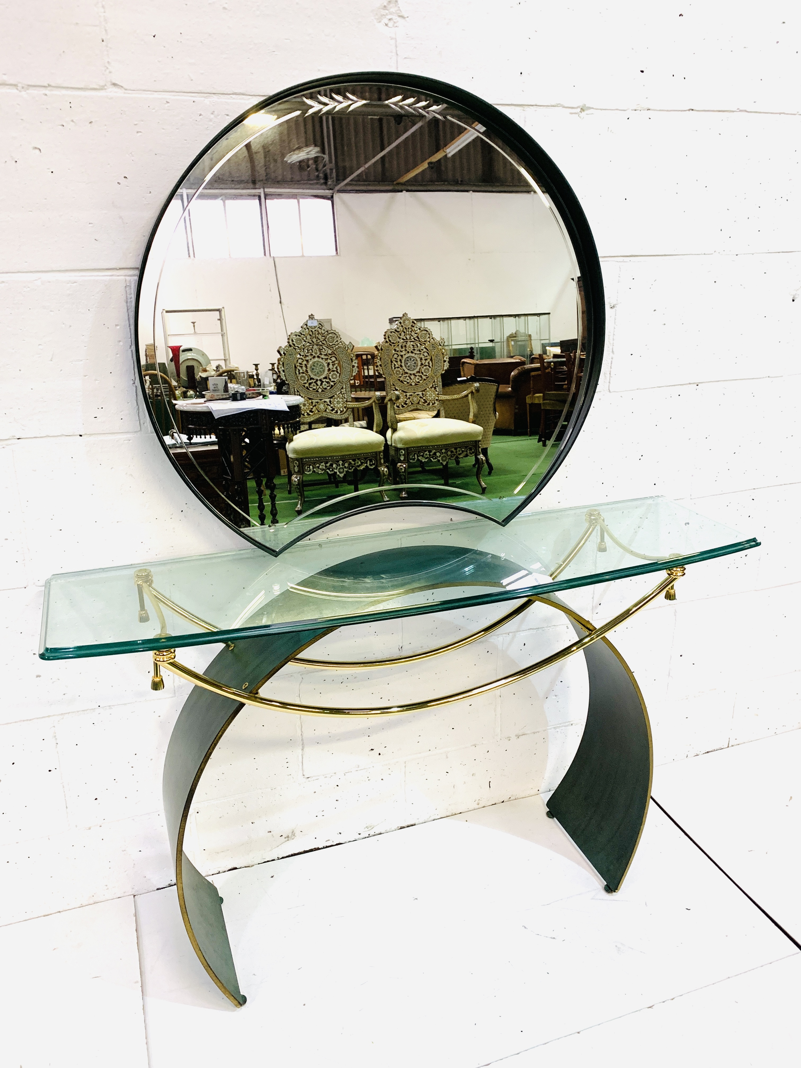 Contemporary bow fronted metal, gilt and glass console table - Image 5 of 5