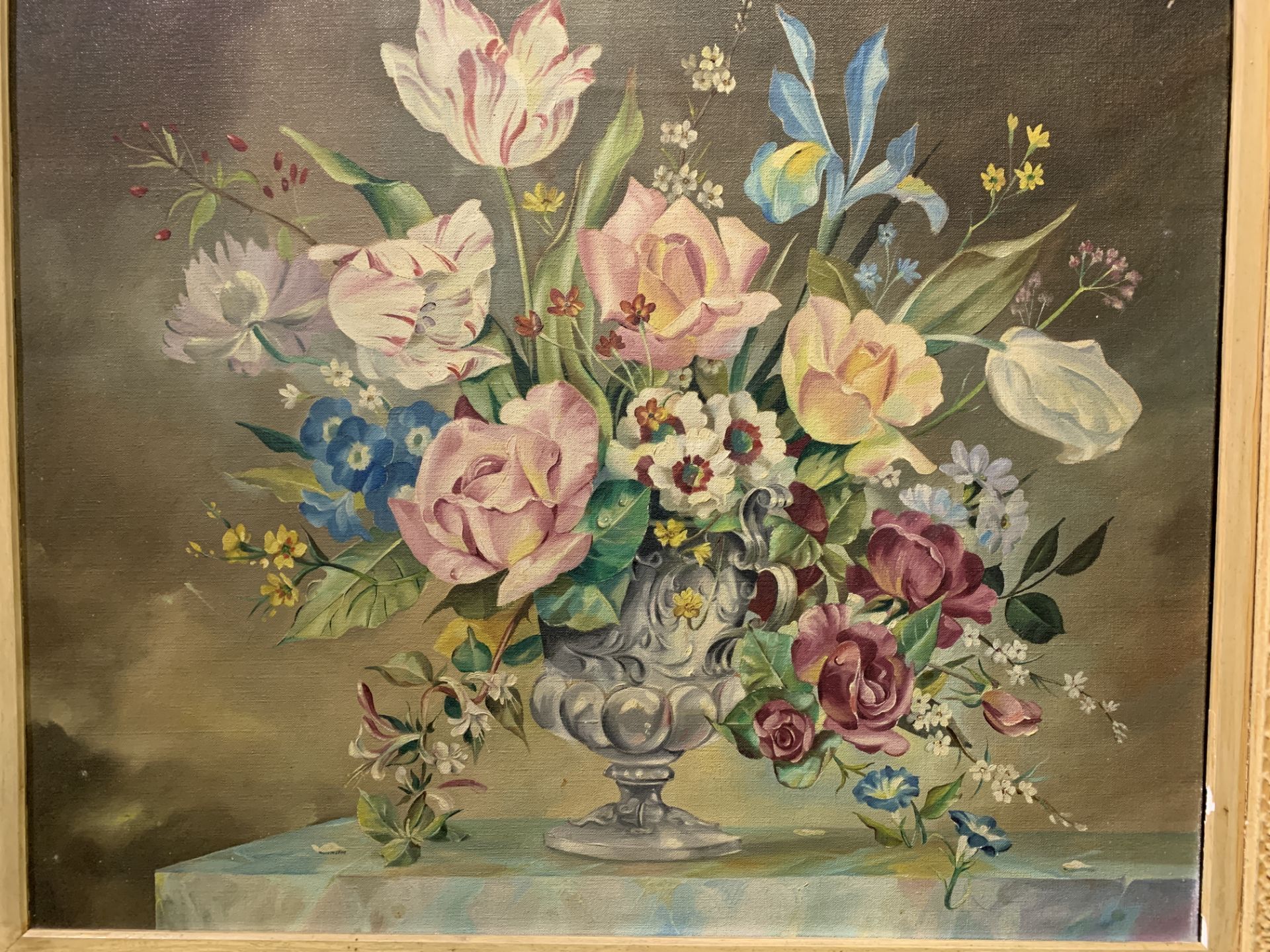 Framed oil on canvas still life flowers in a vase - Image 3 of 3