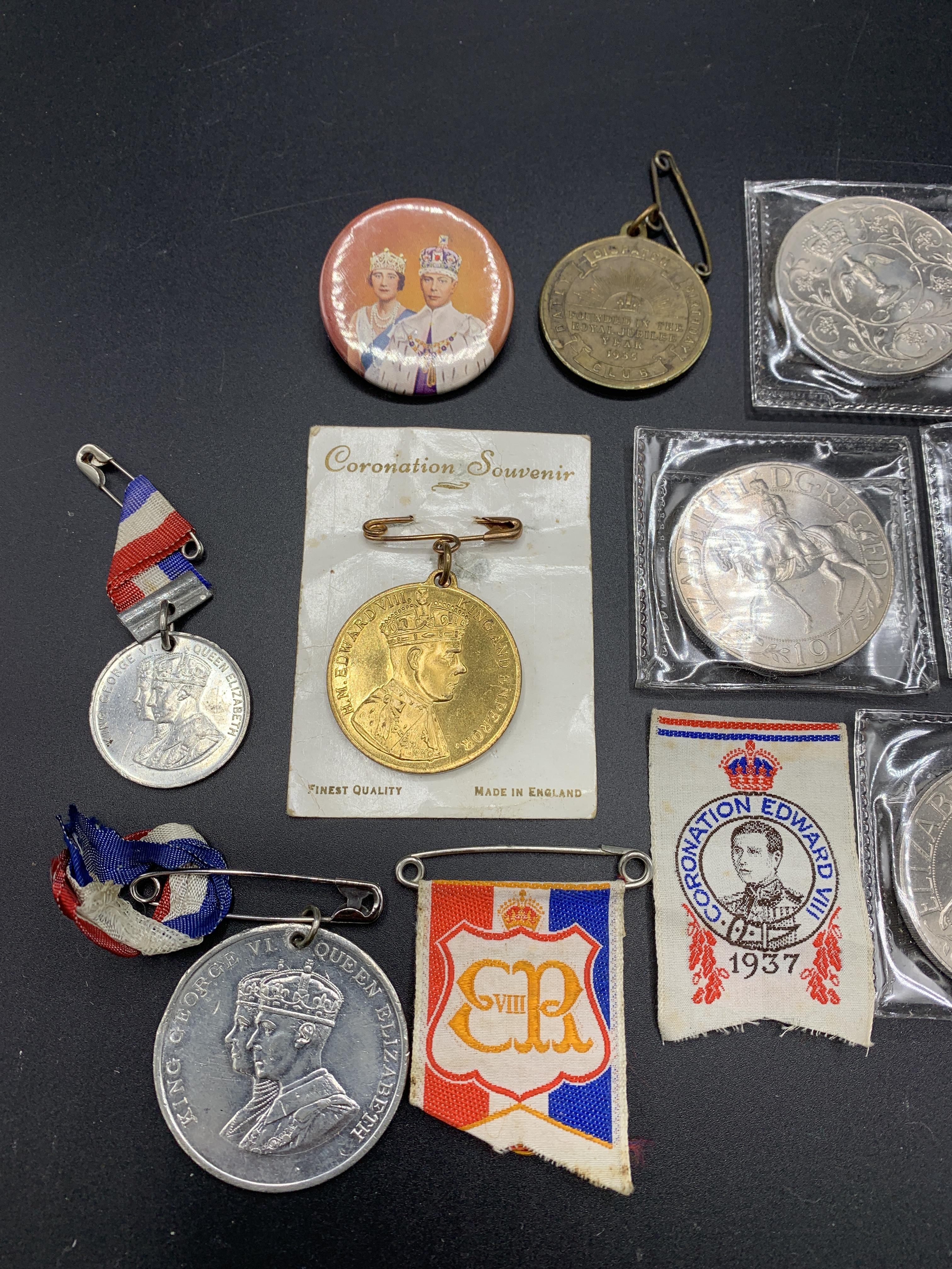 A collection of coronation and commemorative medals - Image 4 of 4