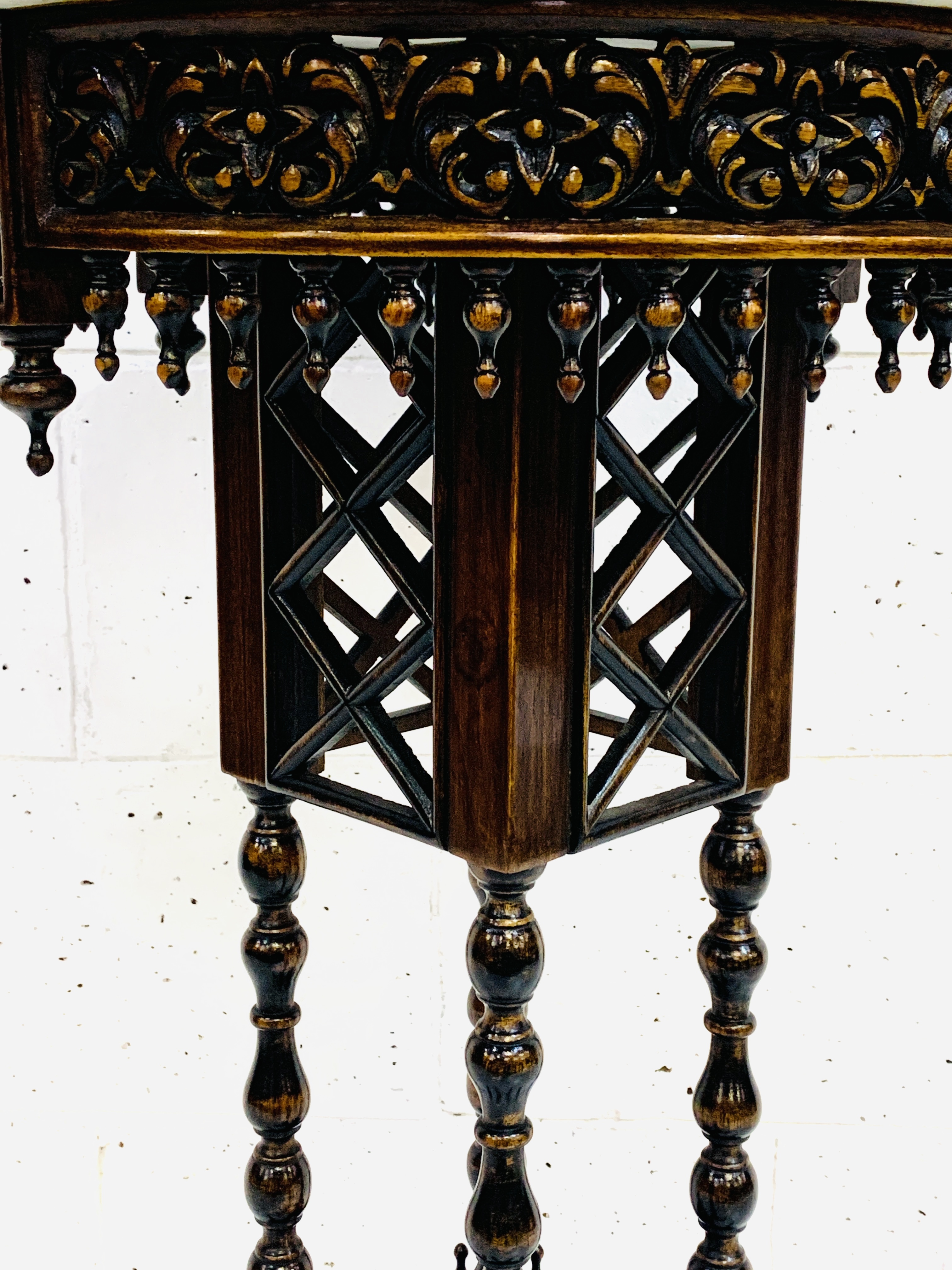 Ornately carved marble topped display table - Image 5 of 6