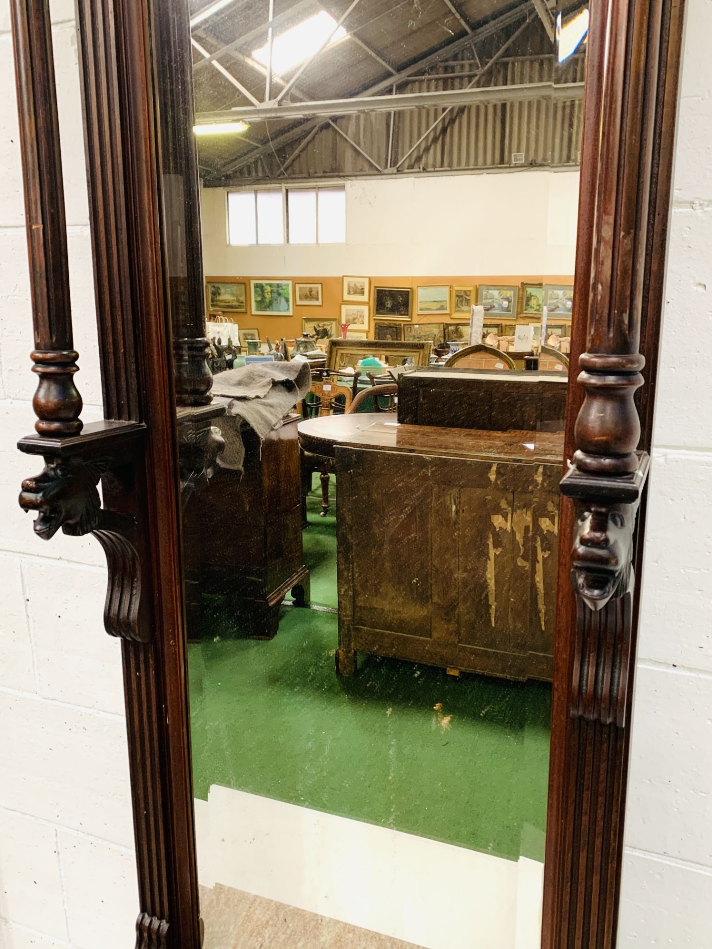 Decorative Victorian turned and carved mahogany bevelled edge hall mirror - Image 5 of 5