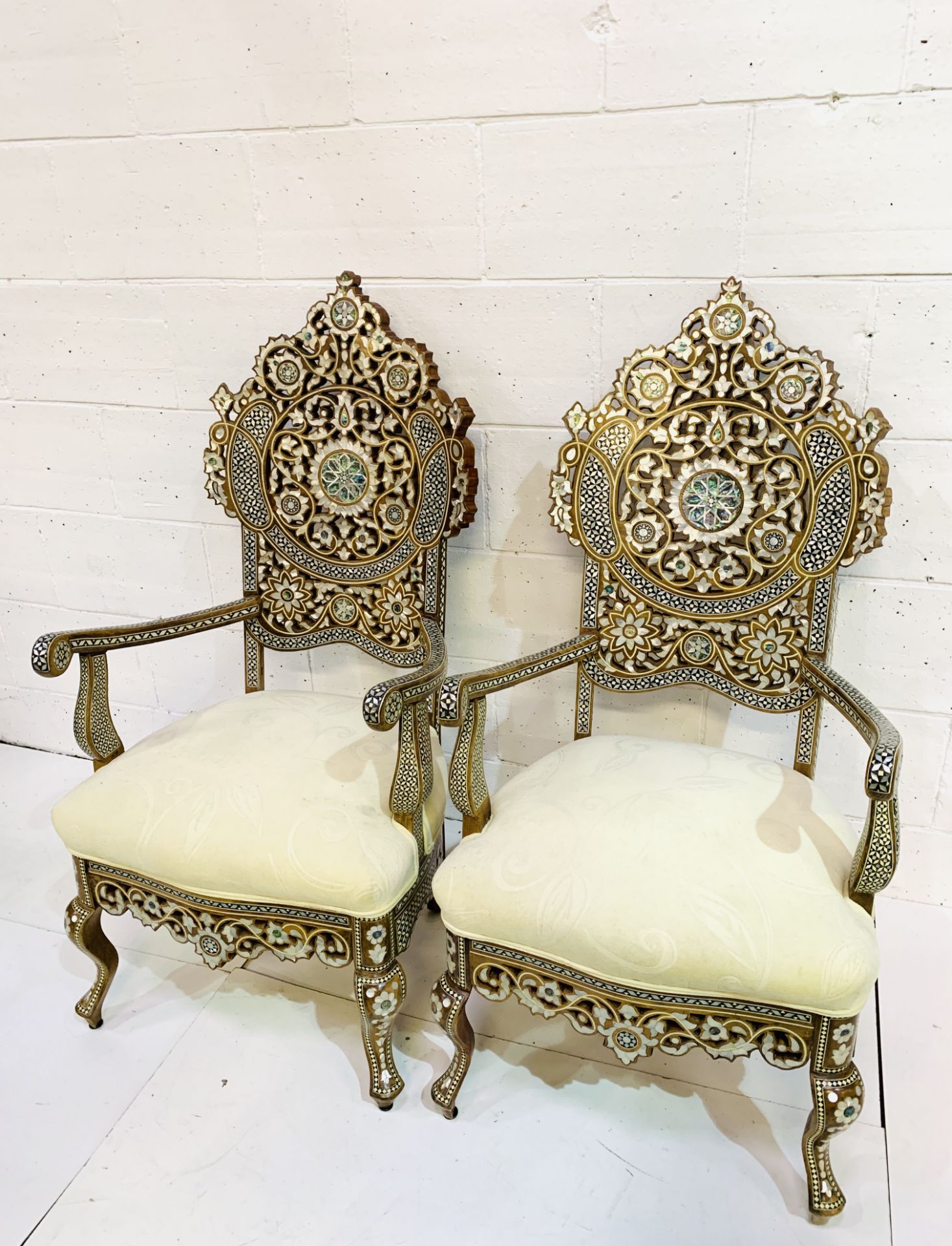 Pair of open armchairs profusely decorated with mother of pearl - Image 2 of 5