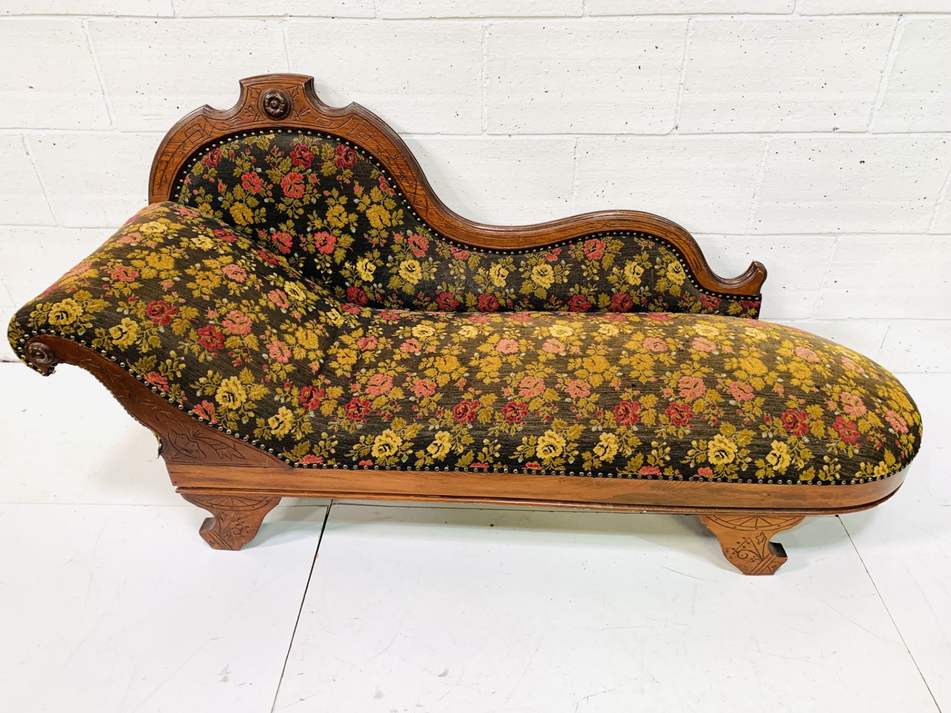 Carved mahogany framed chaise longue