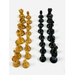 Boxwood Staunton style chess set