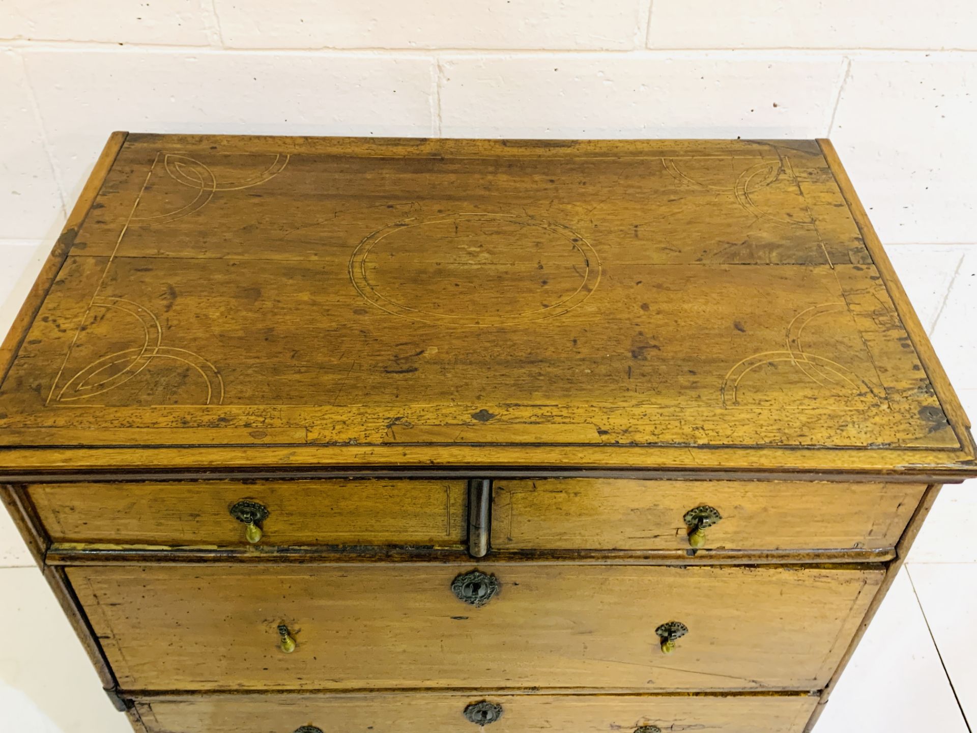 18th century mahogany chest of 2 over 3 graduated drawers - Image 6 of 6