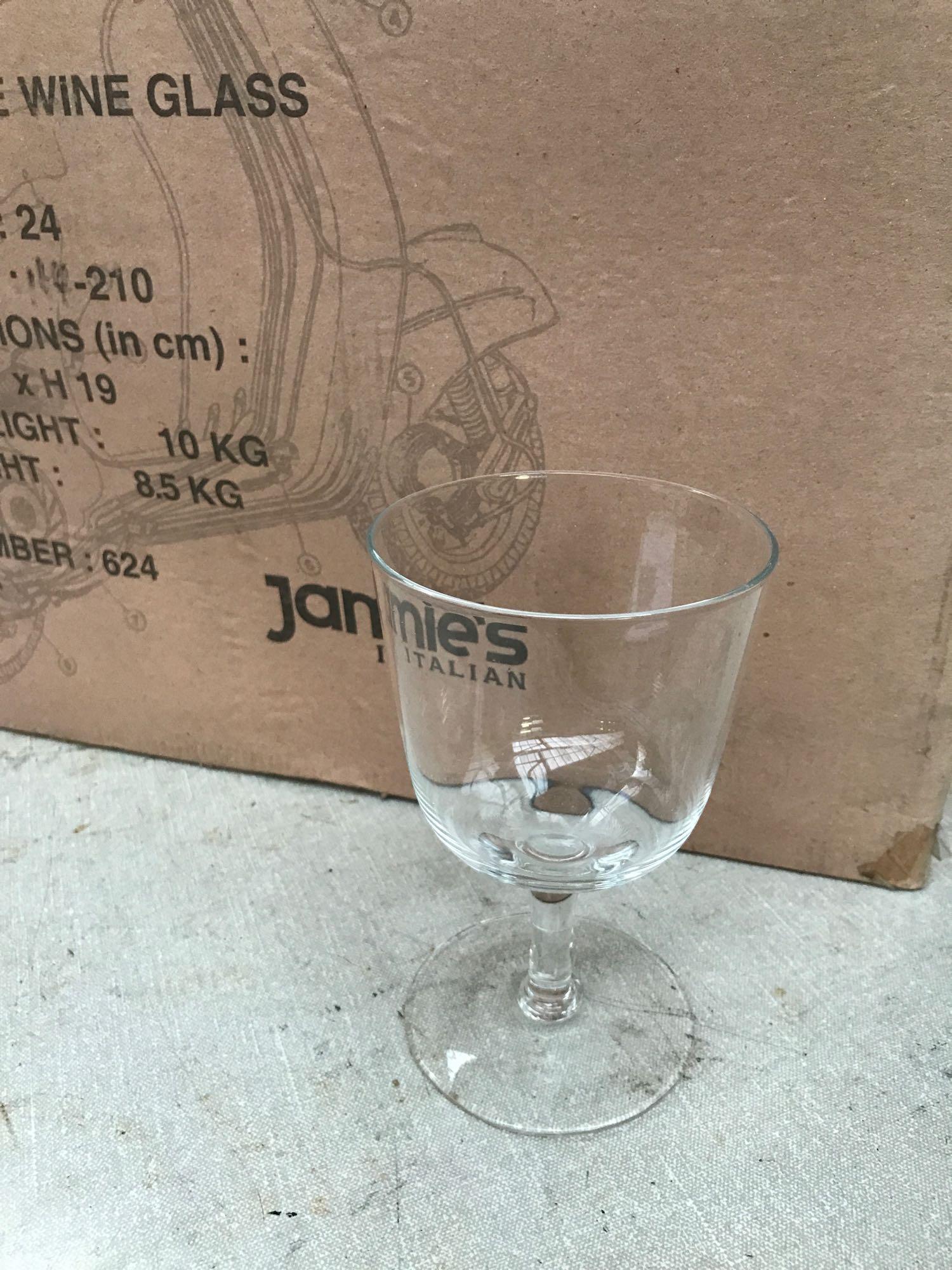 Jamie Oliver 24 wine glasses