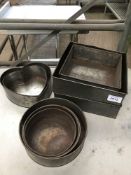 Various baking trays x 9