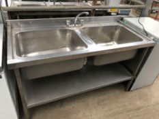 Double bowl sink with under shelf