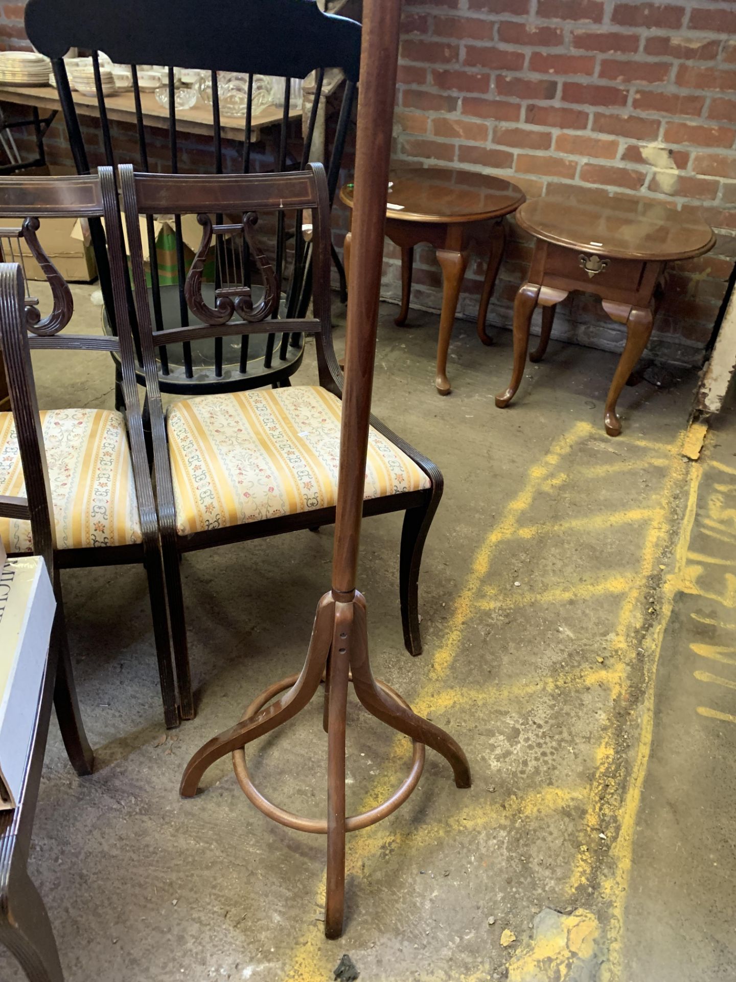 Bentwood hat and coat stand - Image 3 of 5