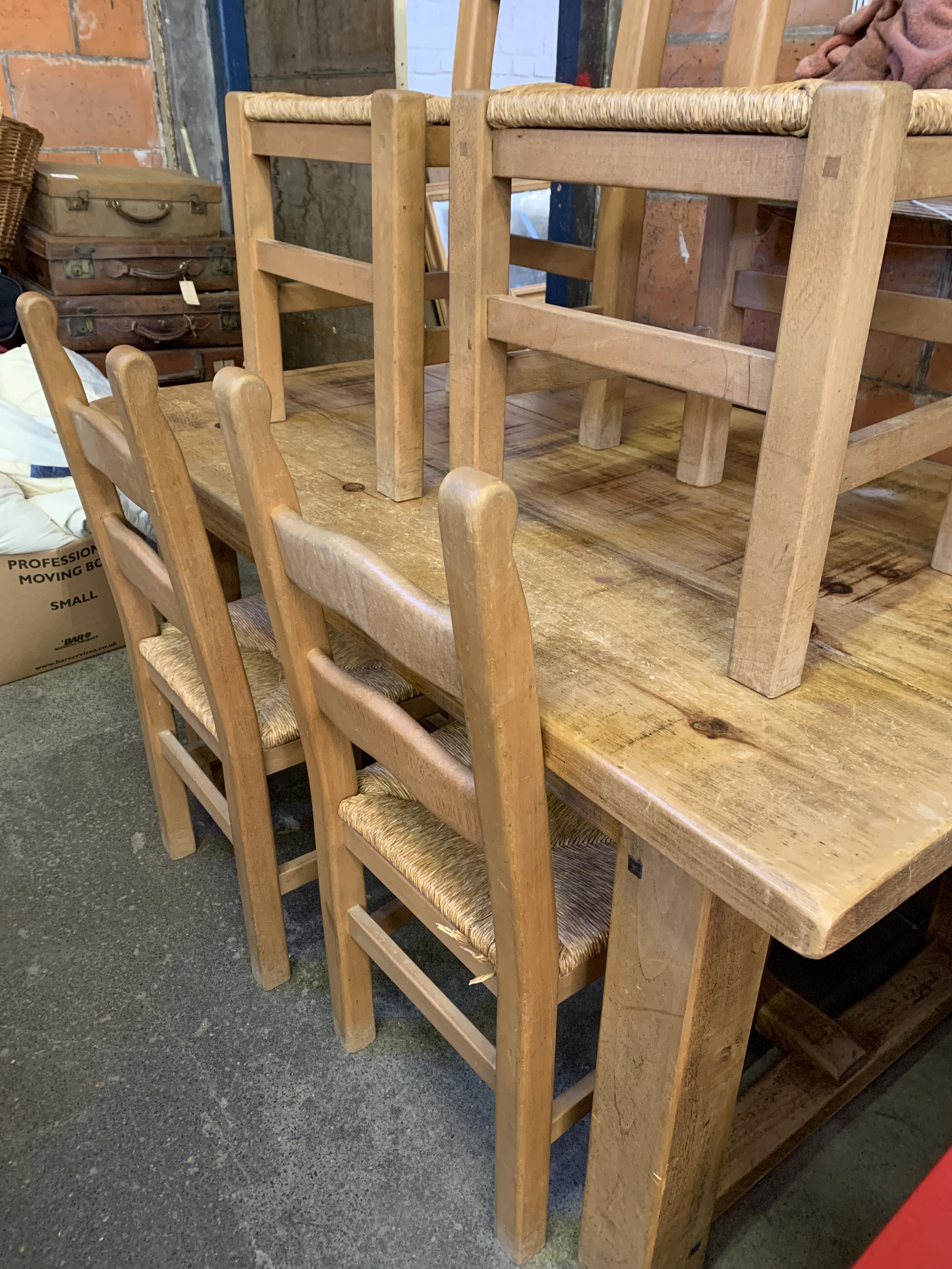 Pine table with 4 beech chairs - Image 2 of 6