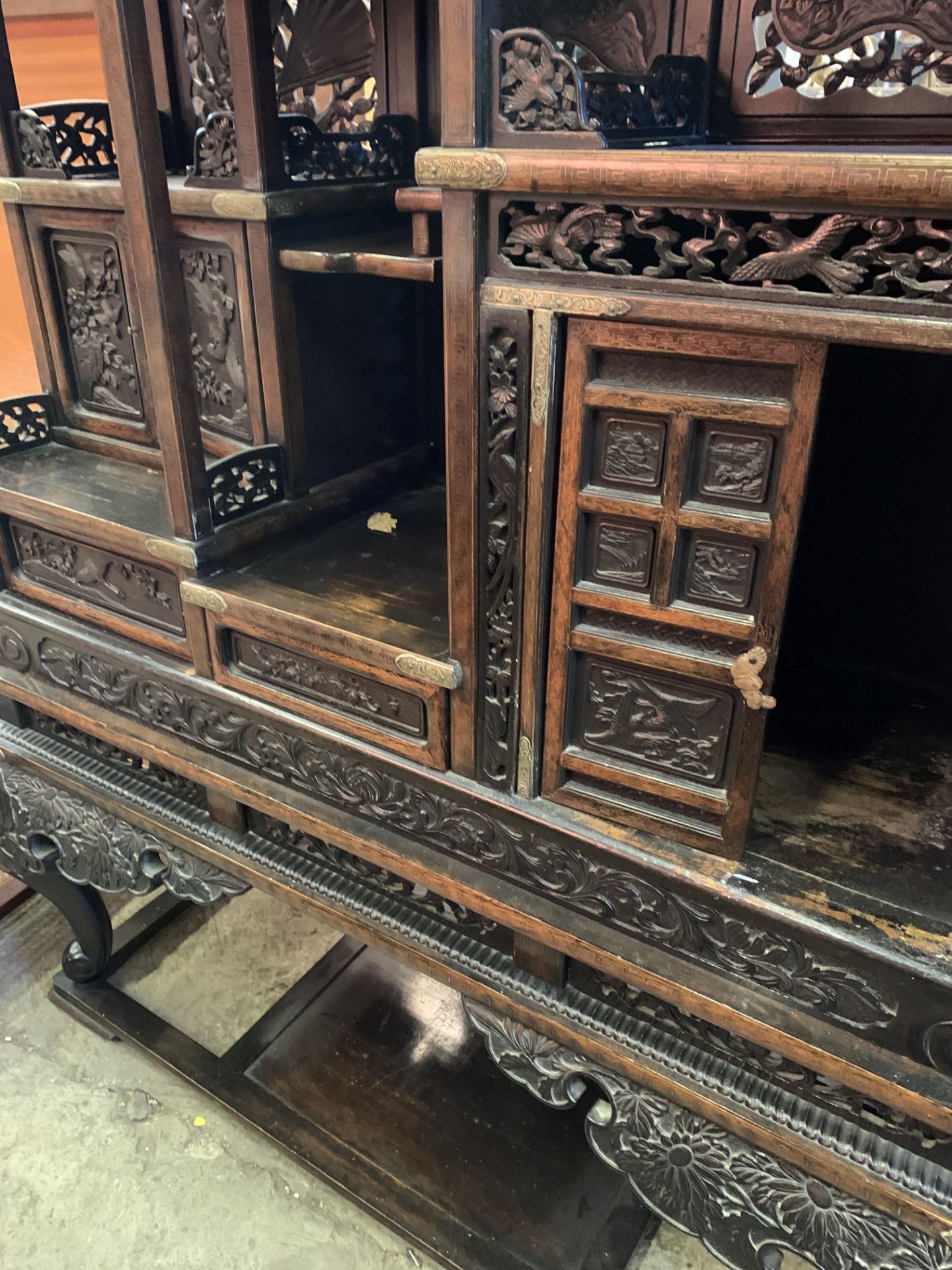 Carved wood Oriental brass bound display cabinet - Image 8 of 10