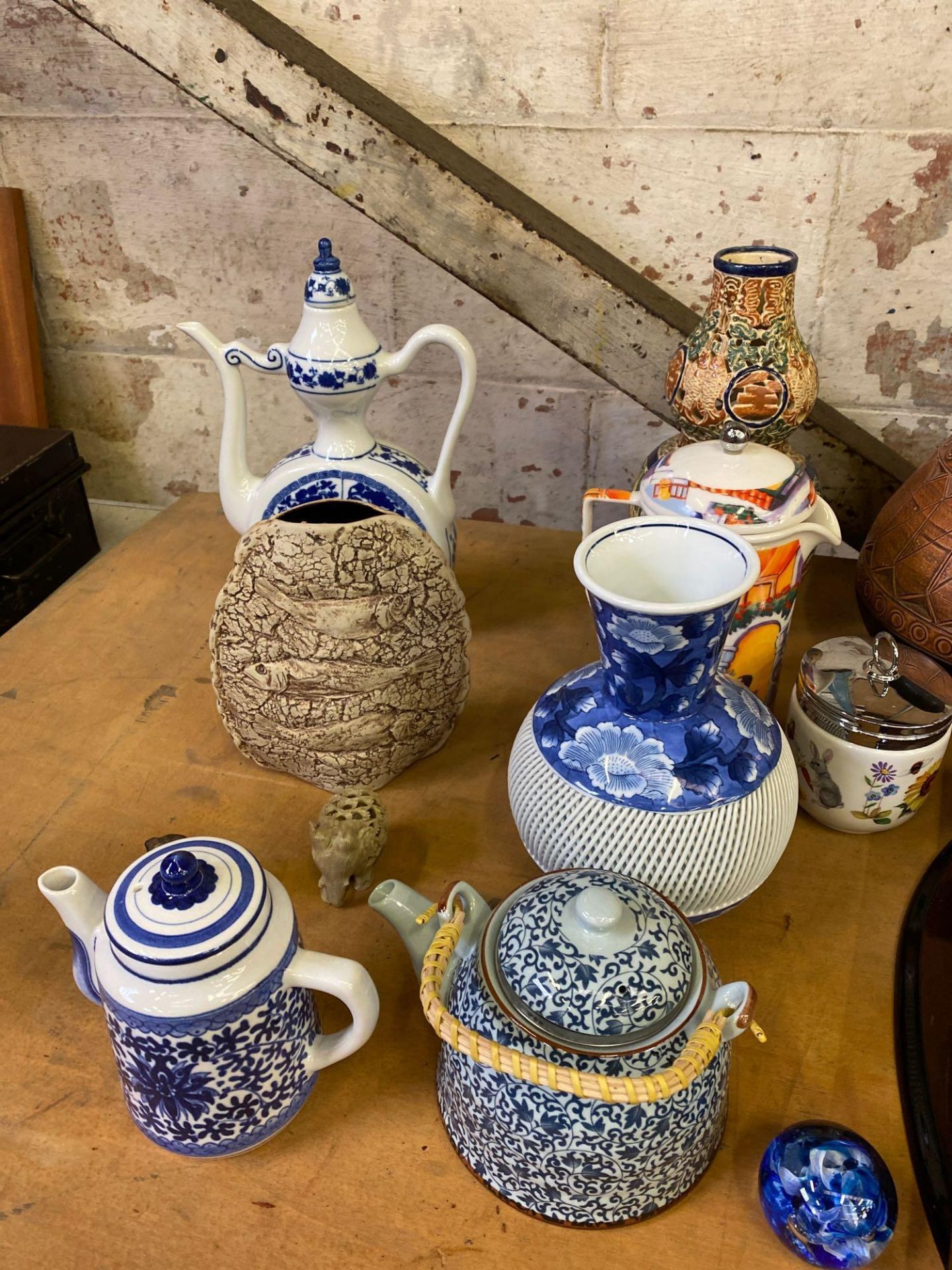 Collection of ceramic vases and coffee pots and other items - Image 2 of 6