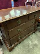 Mahogany chest of 2 over 2 drawers