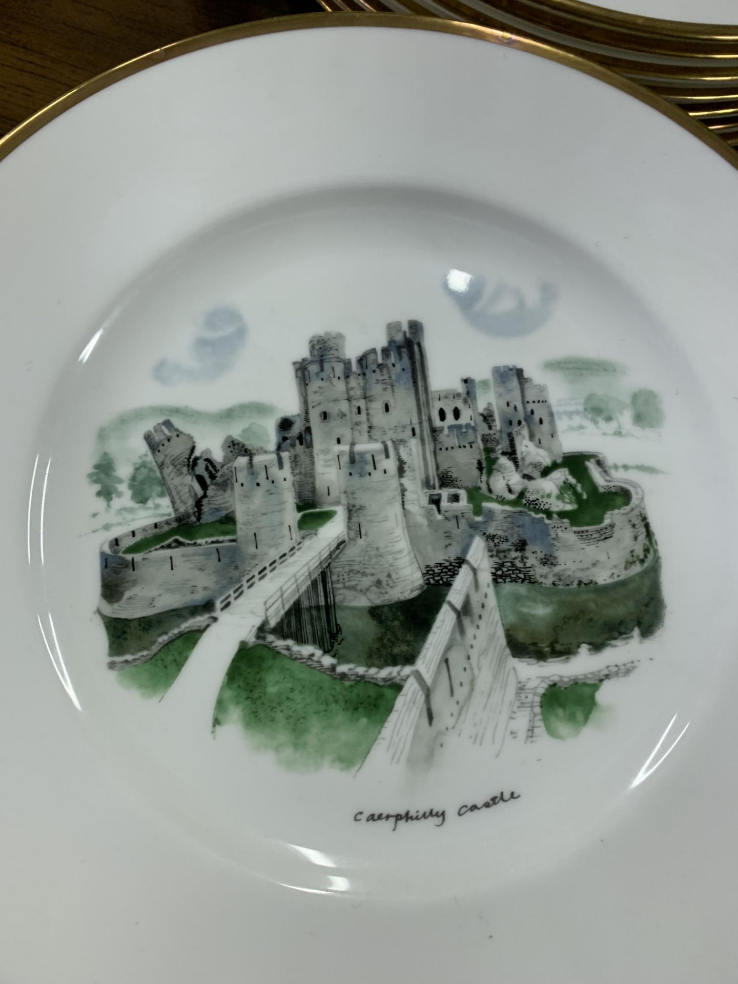 Set of 14 Wedgwood Limited Edition "Castles and Country Houses" plates - Image 4 of 5