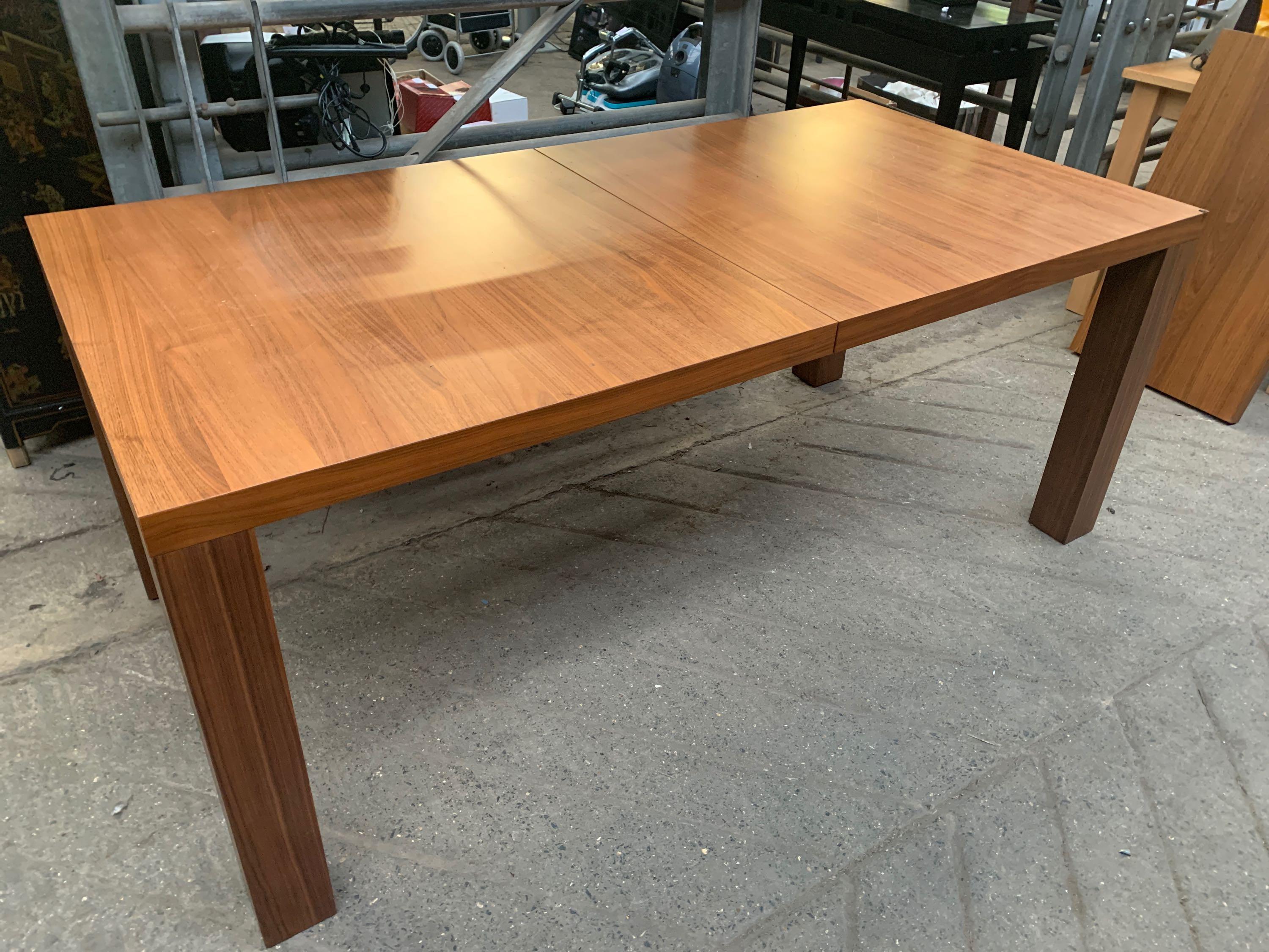 Laminate dining table