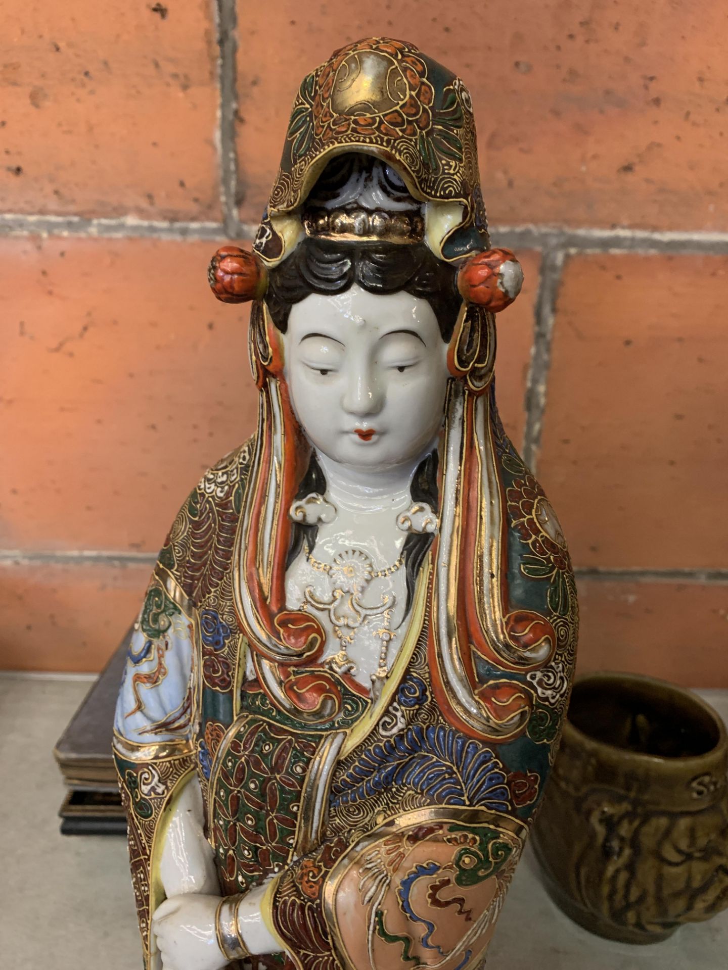 Japanese Meiji period satsuma figure of the Goddess Guyan - Image 2 of 5