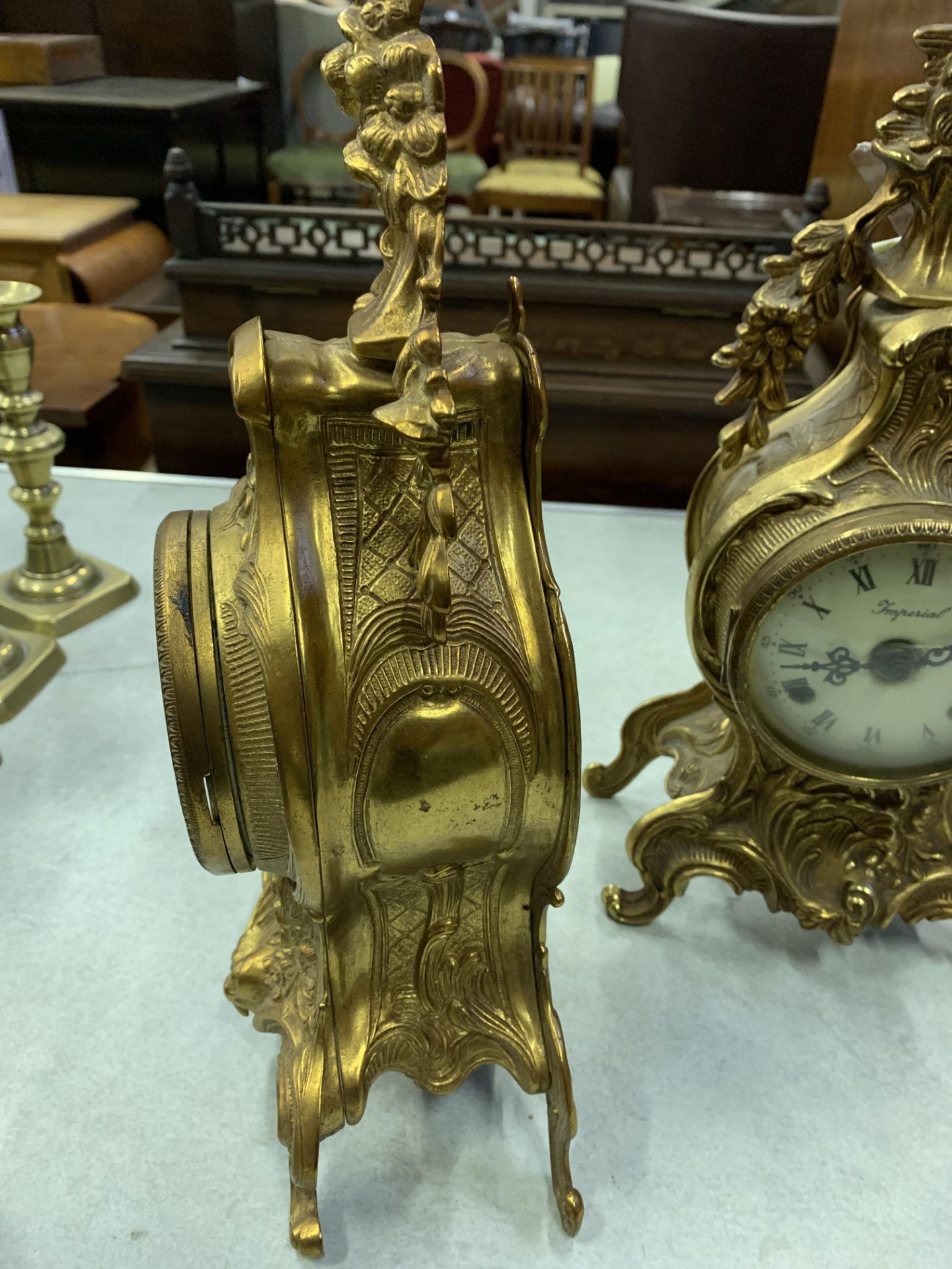 Two gilt brass mantel clocks - Bild 7 aus 7