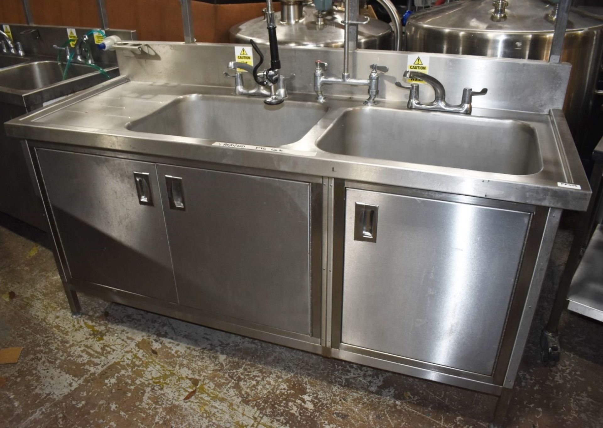 1 x Commercial Kitchen Wash Station With Two Large Sink Bowls, Mixer Taps, Spray Wash Gun, - Image 13 of 15