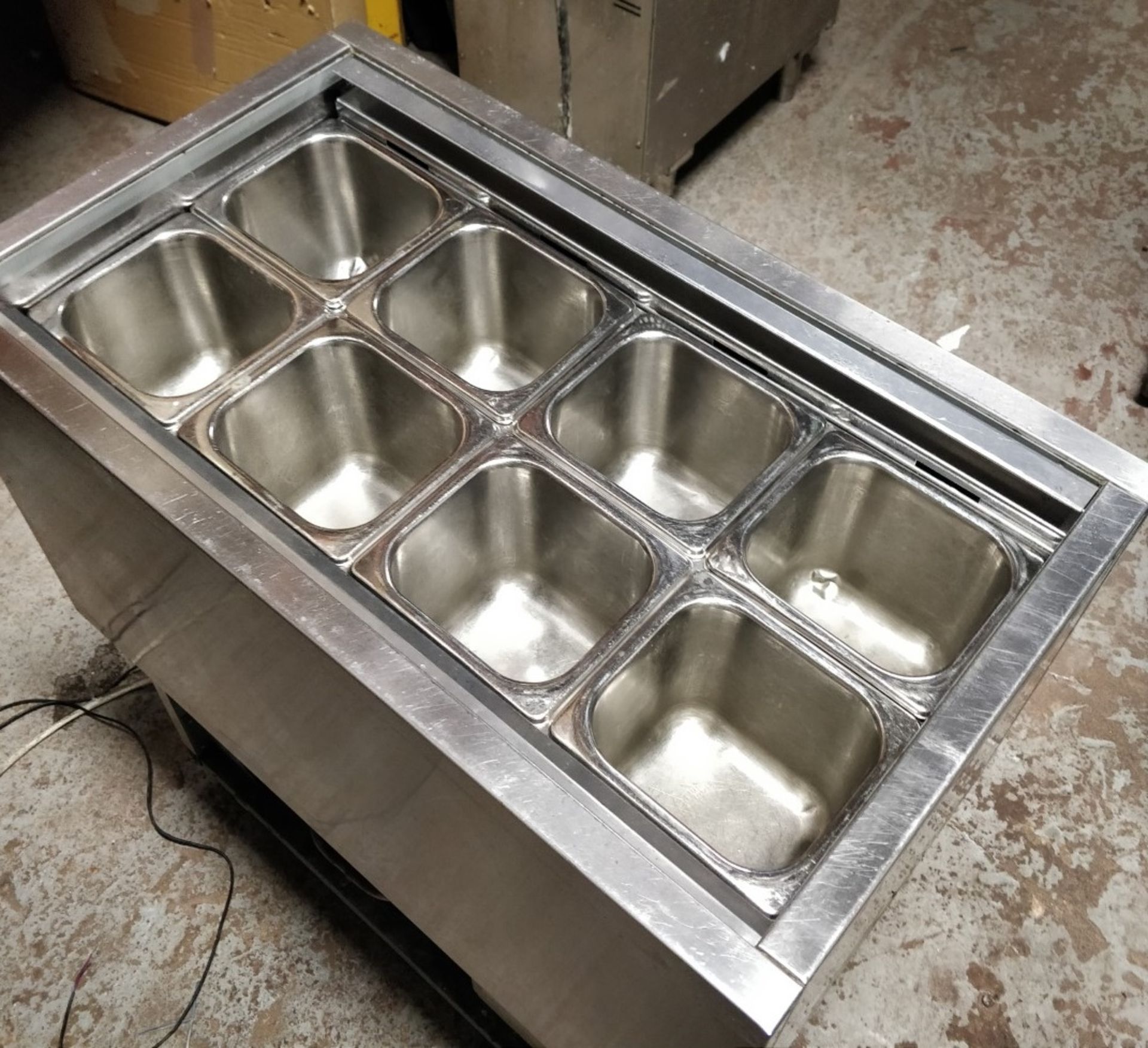 1 x Williams Refrigerated Counter Prep Well With Gastro Pans and Stainless Steel Finish - 240v UK - Image 2 of 6