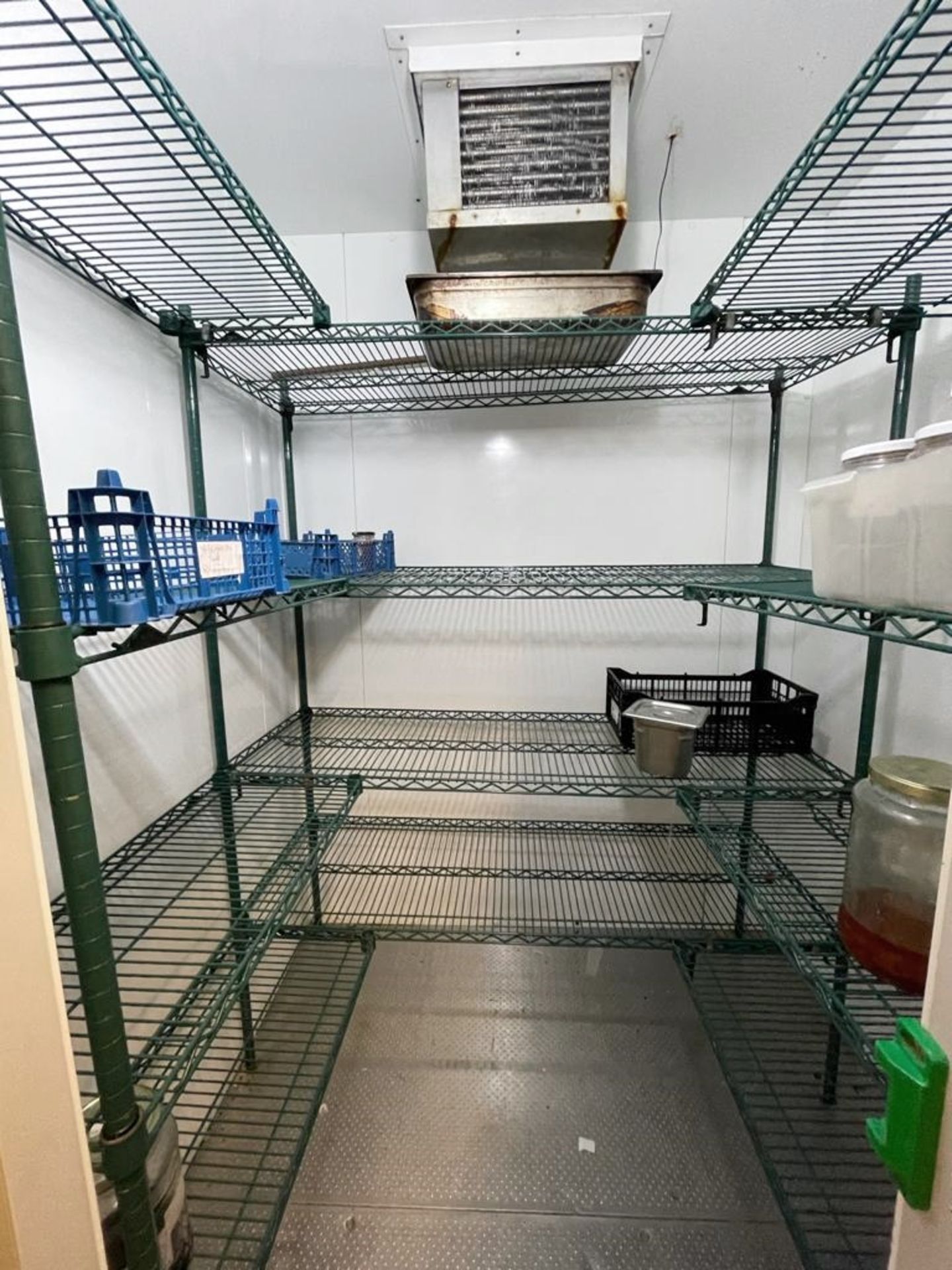 1 x Commercial Kitchen Shelving Units - Ref: CAM523 - CL612 - Location: London SW1P The shelving