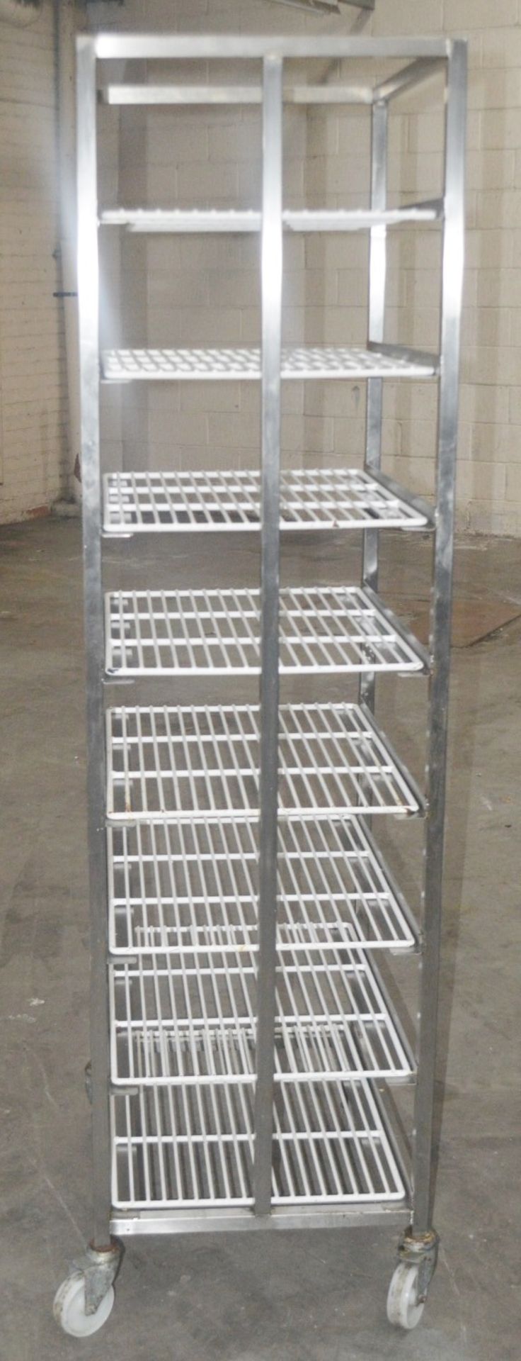 1 x Stainless Steel Commercial Kitchen 8-Tier Wire Shelving Rack, On Castors - Dimensions: H190 x - Image 3 of 3