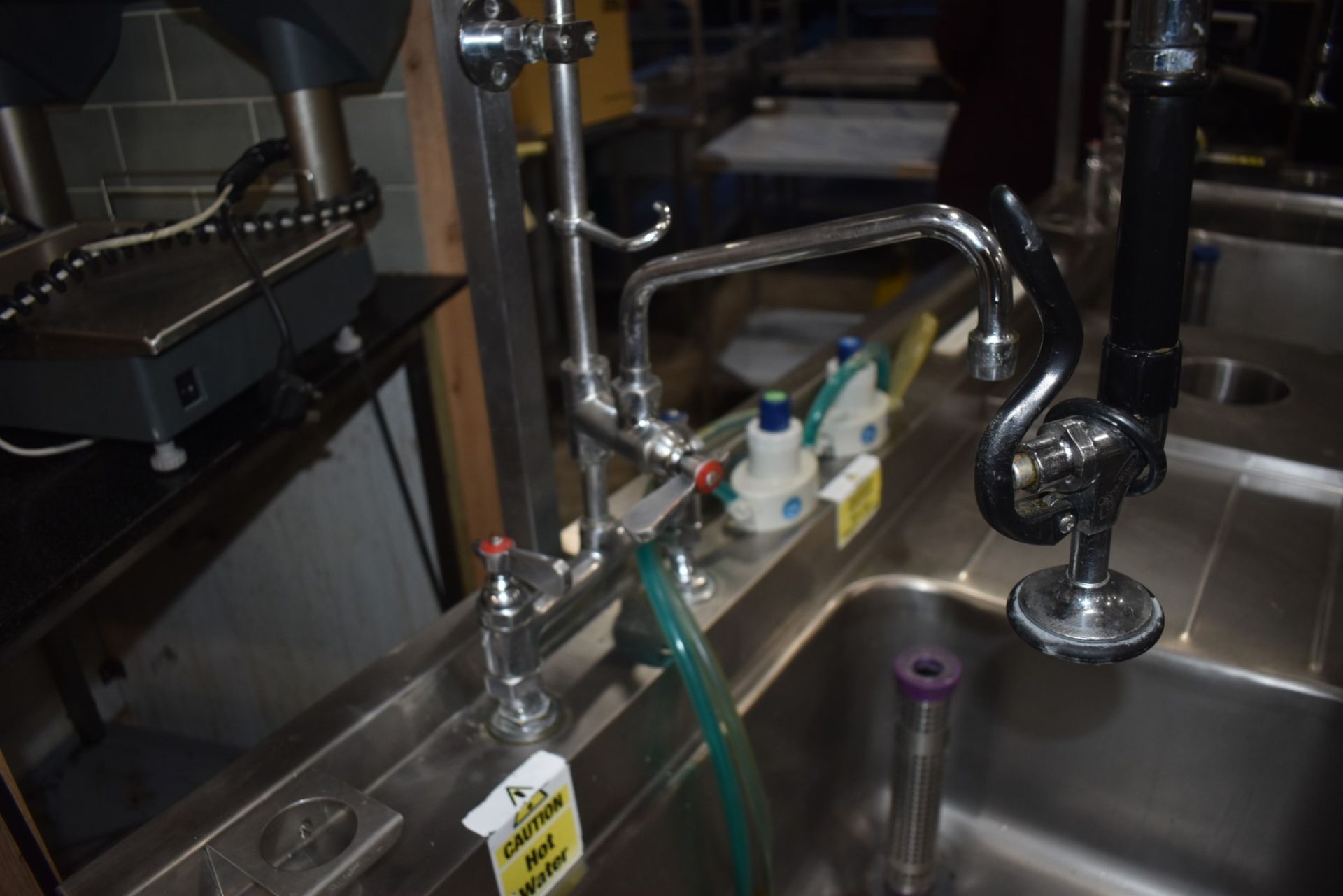 1 x Commercial Kitchen Wash Station With Two Large Sink Bowls, Mixer Taps, Spray Wash Guns, Drainer, - Image 9 of 22