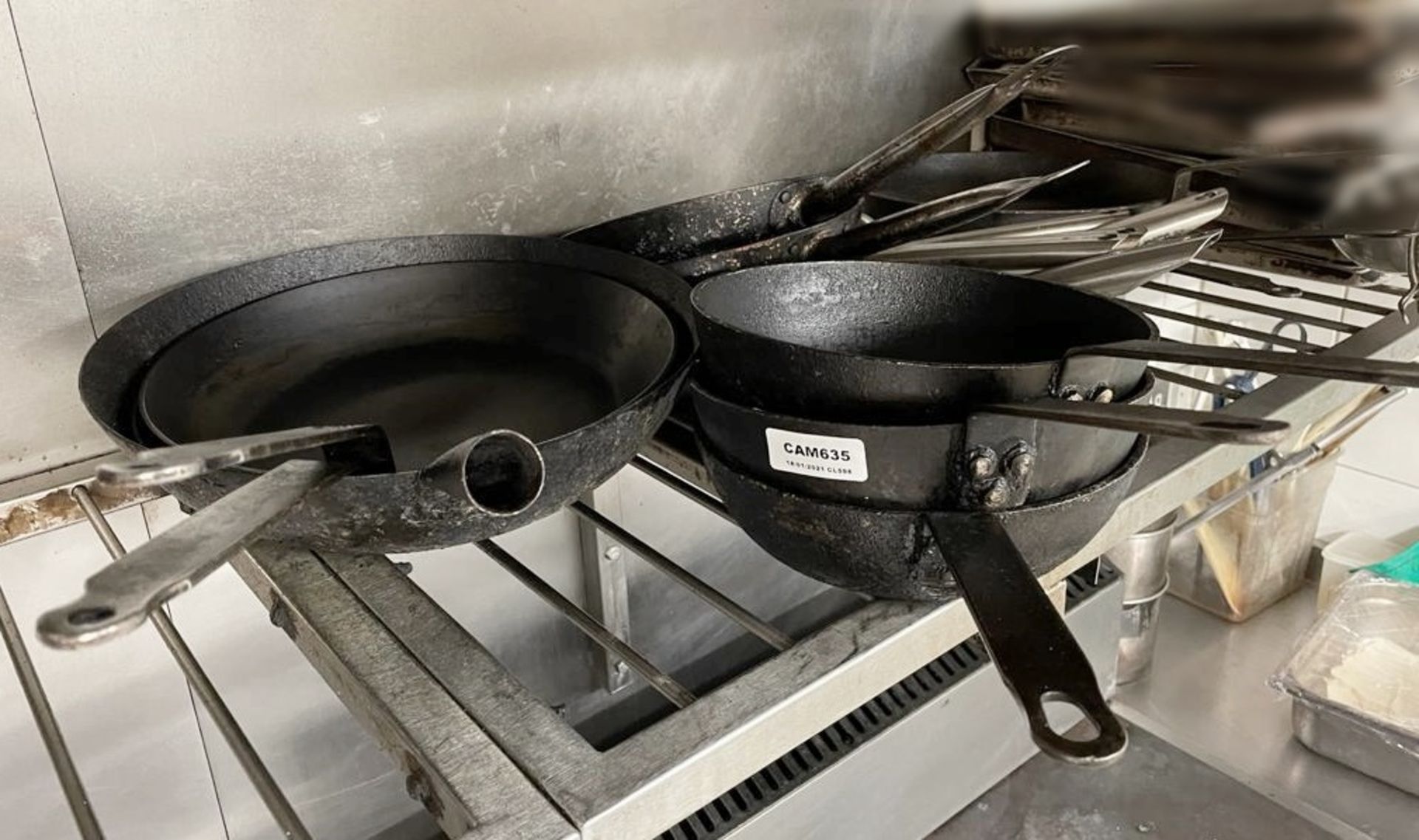 16 x Assorted Commercial Cooking Pans In Various Sizes - Supplied As Pictured - Ref: CAM635 -