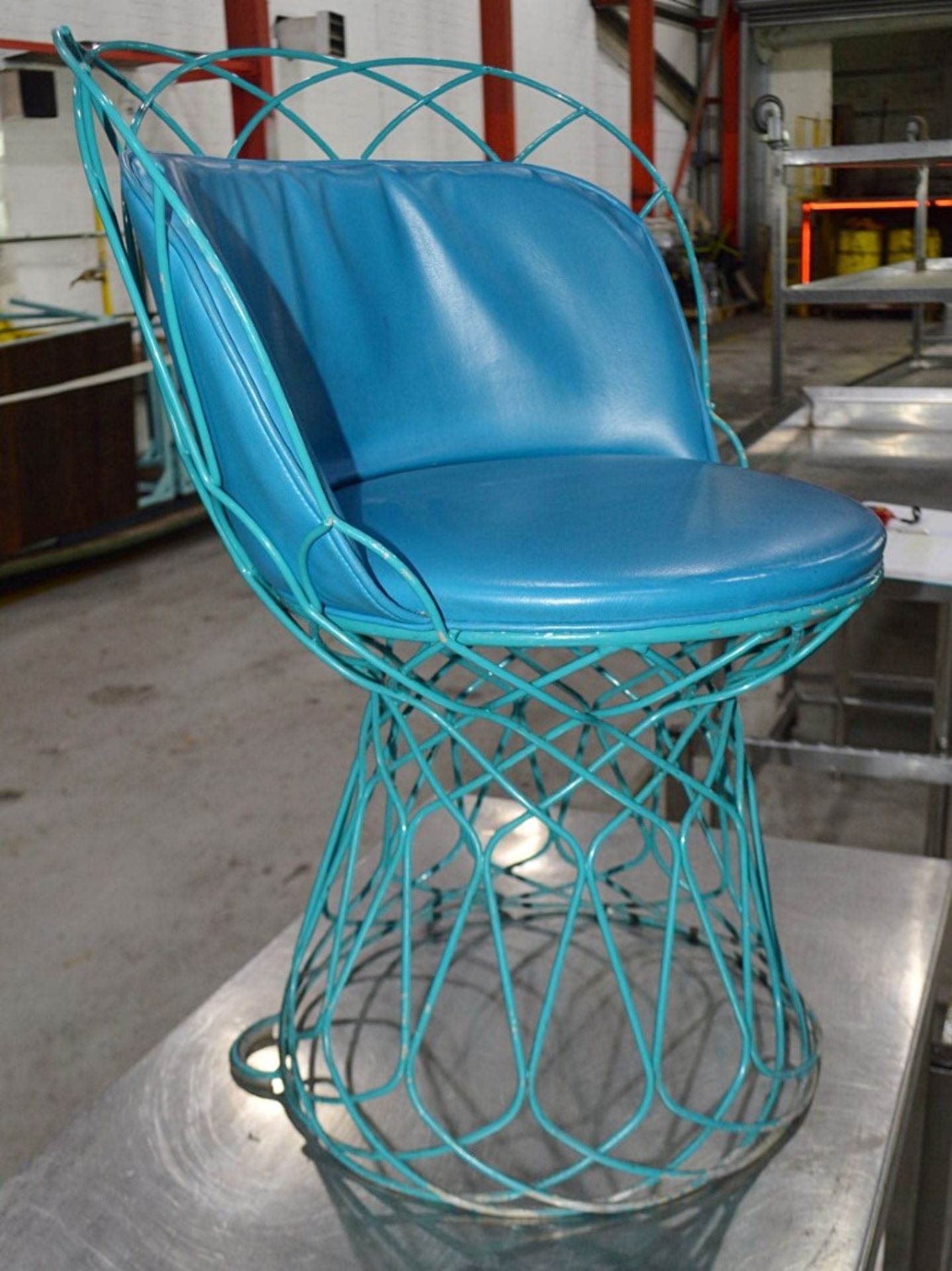 2 x Commercial Outdoor Wire Bistro Chairs With Padded Seats In Blue - Dimensions: H80 x W62 x D45cm - Image 5 of 7