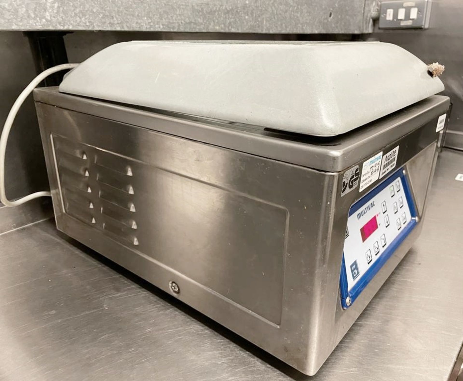 1 x MULTIVAC Commercial Vacuum Packer (Model C100) - Ref: CAM506 - CL612 - Location: London SW1P - Image 5 of 8