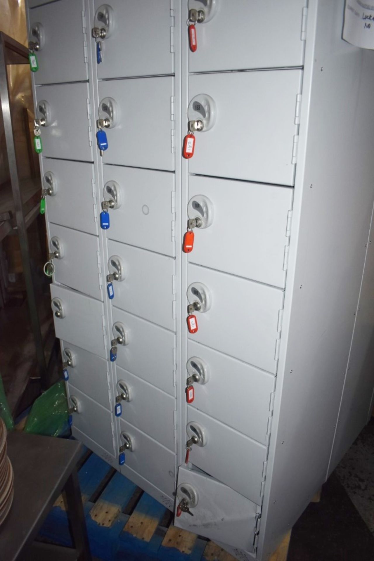 6 x Link Biocote 8 Door Staff Lockers in Grey With Keys and Anti Clutter Slope Tops - Very Good - Image 8 of 9