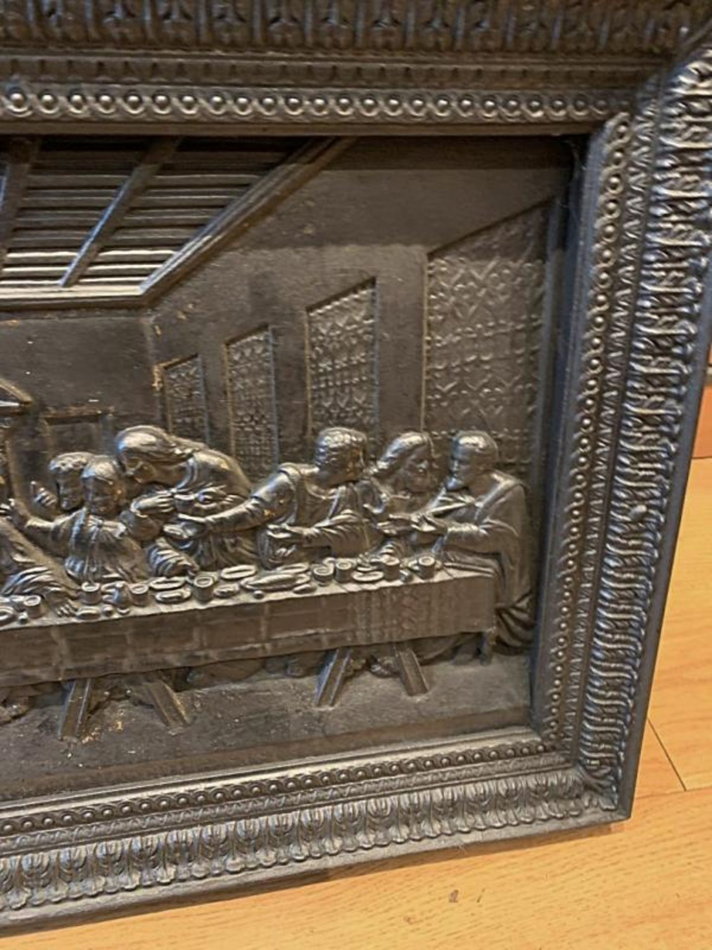 1 x Heavy Solid Cast Iron Rectangular Sculpture Featuring The Famous 'Last Supper' Scene - - Image 6 of 14