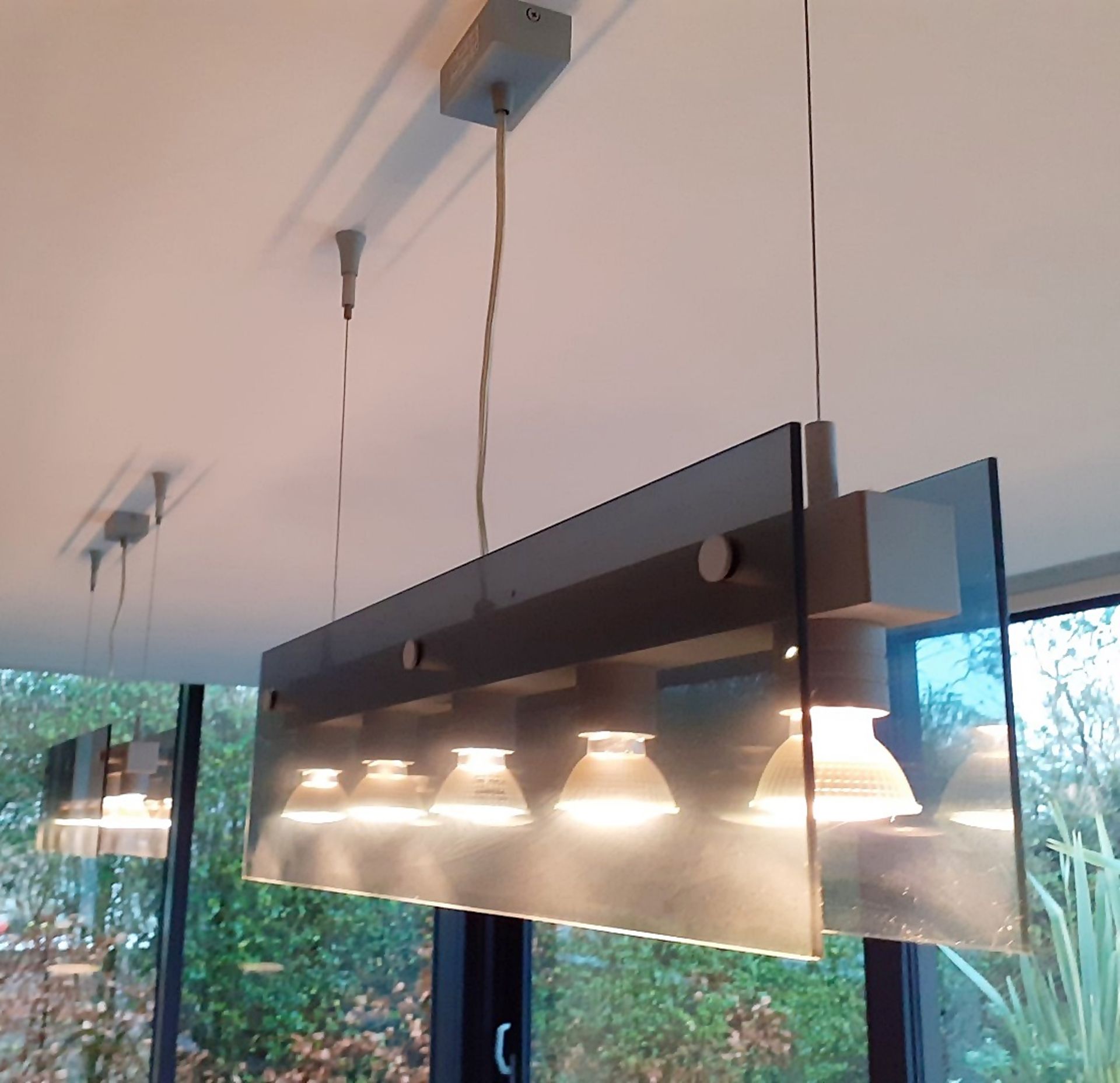 1 x Glass Topped 2.7 Metre Long Designer Dining Table + 2 x Light Fittings - NO VAT ON THE HAMMER - Image 6 of 8