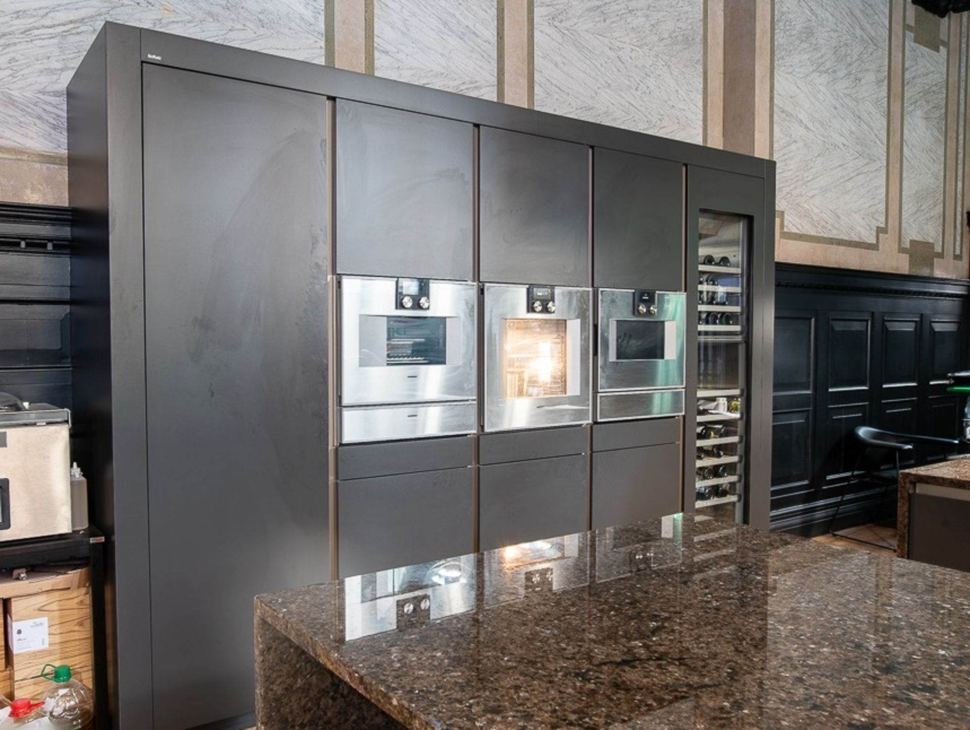 1 x SieMatic Fitted Kitchen in Basalt Grey Matt With Handleless Doors - Features Gaggenau - Image 6 of 10