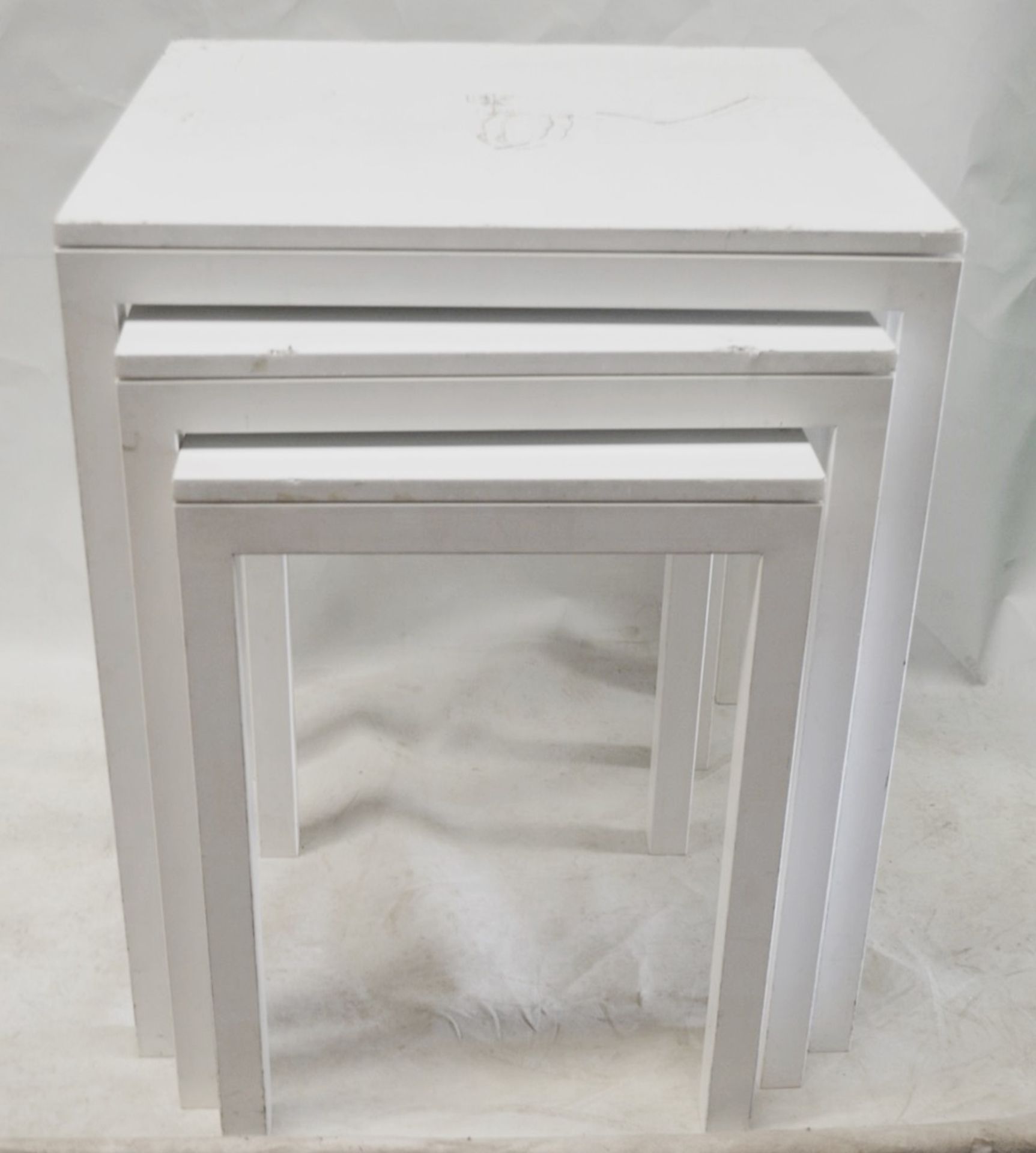 Set Of 3 x Stone Topped Retail Shop Display Metal Nesting Tables In White - Image 2 of 5