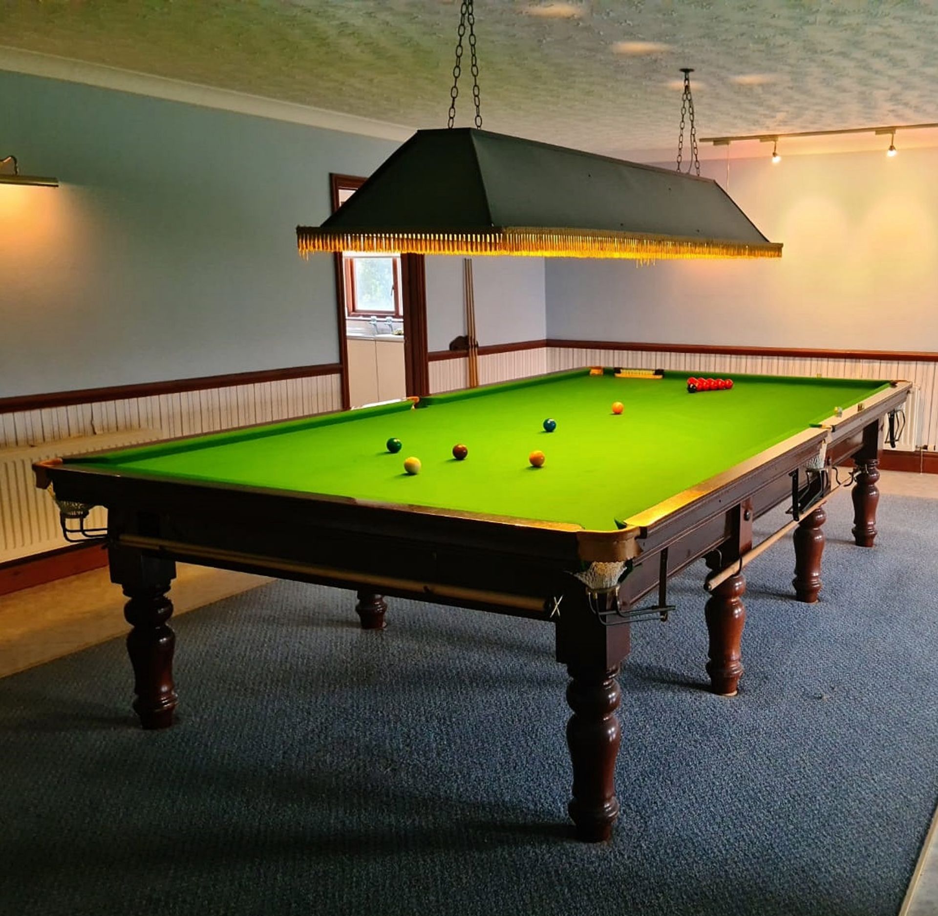 1 x Full-sized 12 x 6, 5-Slate Snooker Table With Ceiling Light And Accessories *NO VAT ON HAMMER*