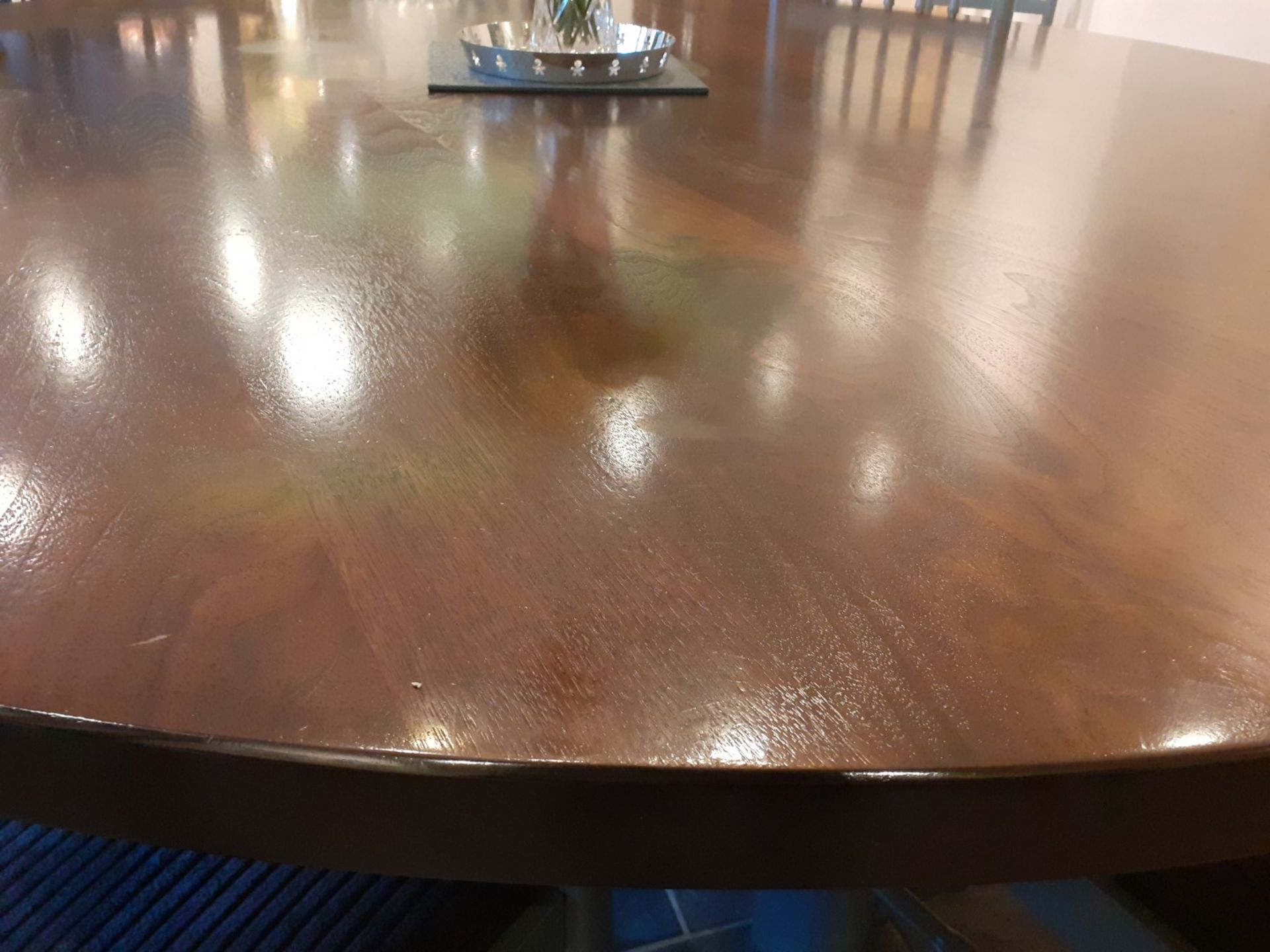 1 x Solid Wood Round Dining Table - NO VAT ON THE HAMMER - Image 6 of 8