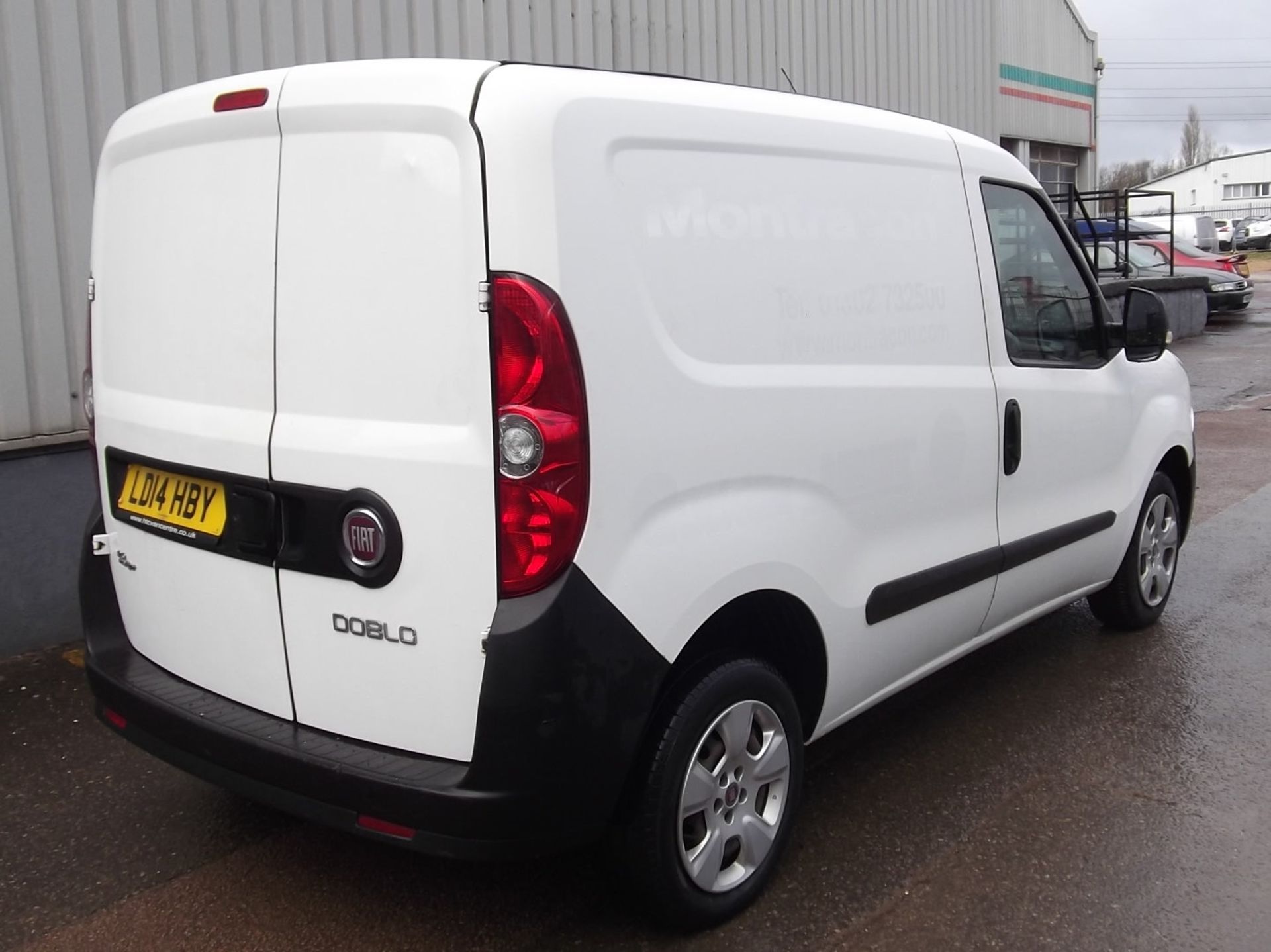 2014 Fiat Doblo 16V Multijet LCV Panel Van 5Dr - Image 6 of 13