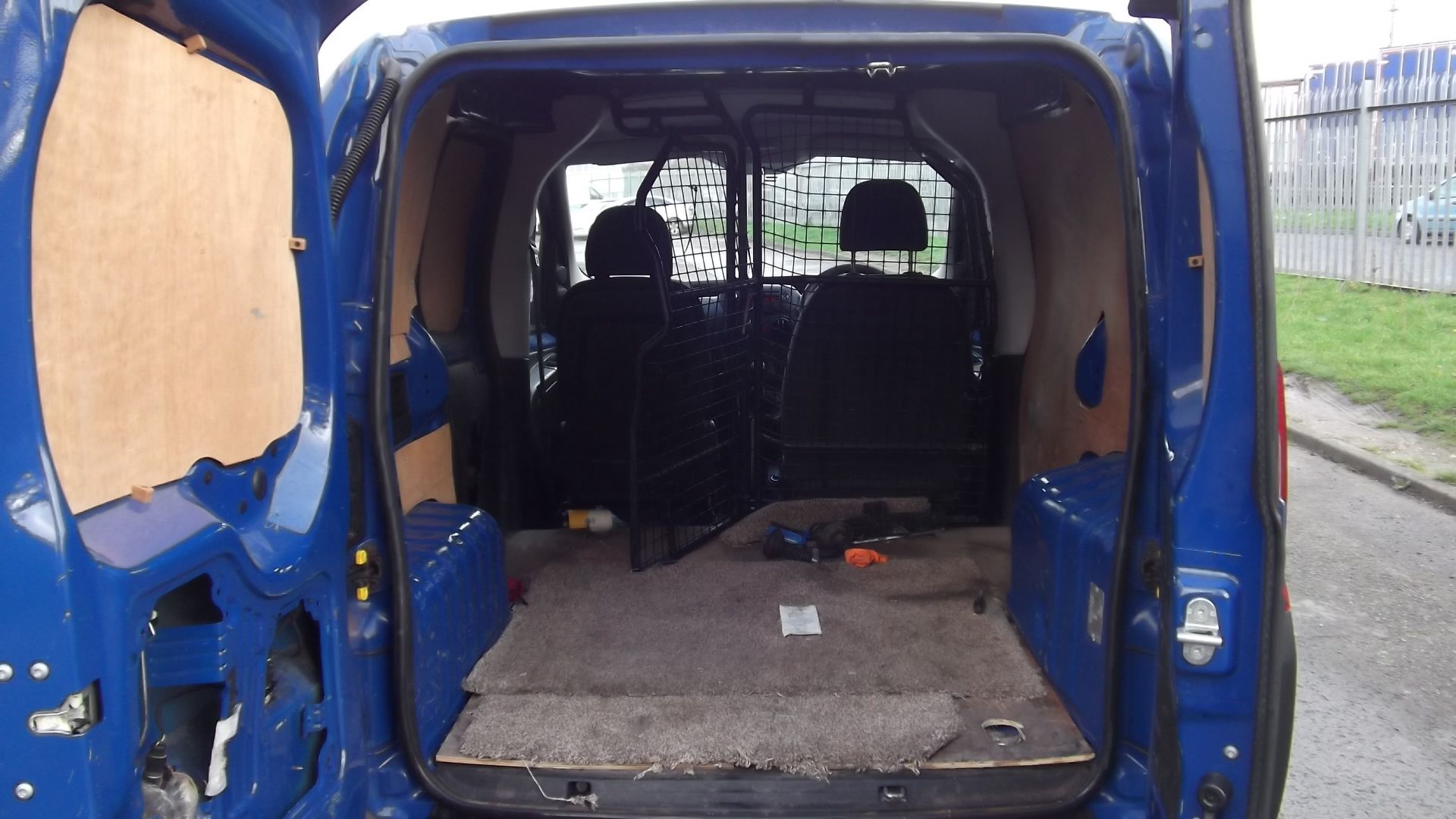 2015 Peugeot Bipper 1.3 Hdi Professional Panel Van - Image 12 of 13