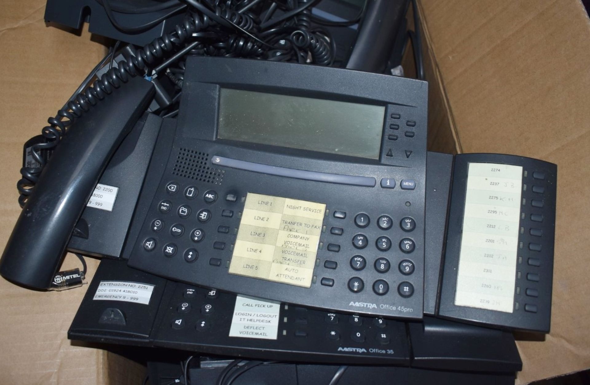 22 x Astra Office Telephones - Various Models Included - Removed From a Working Office Environment - Image 4 of 7