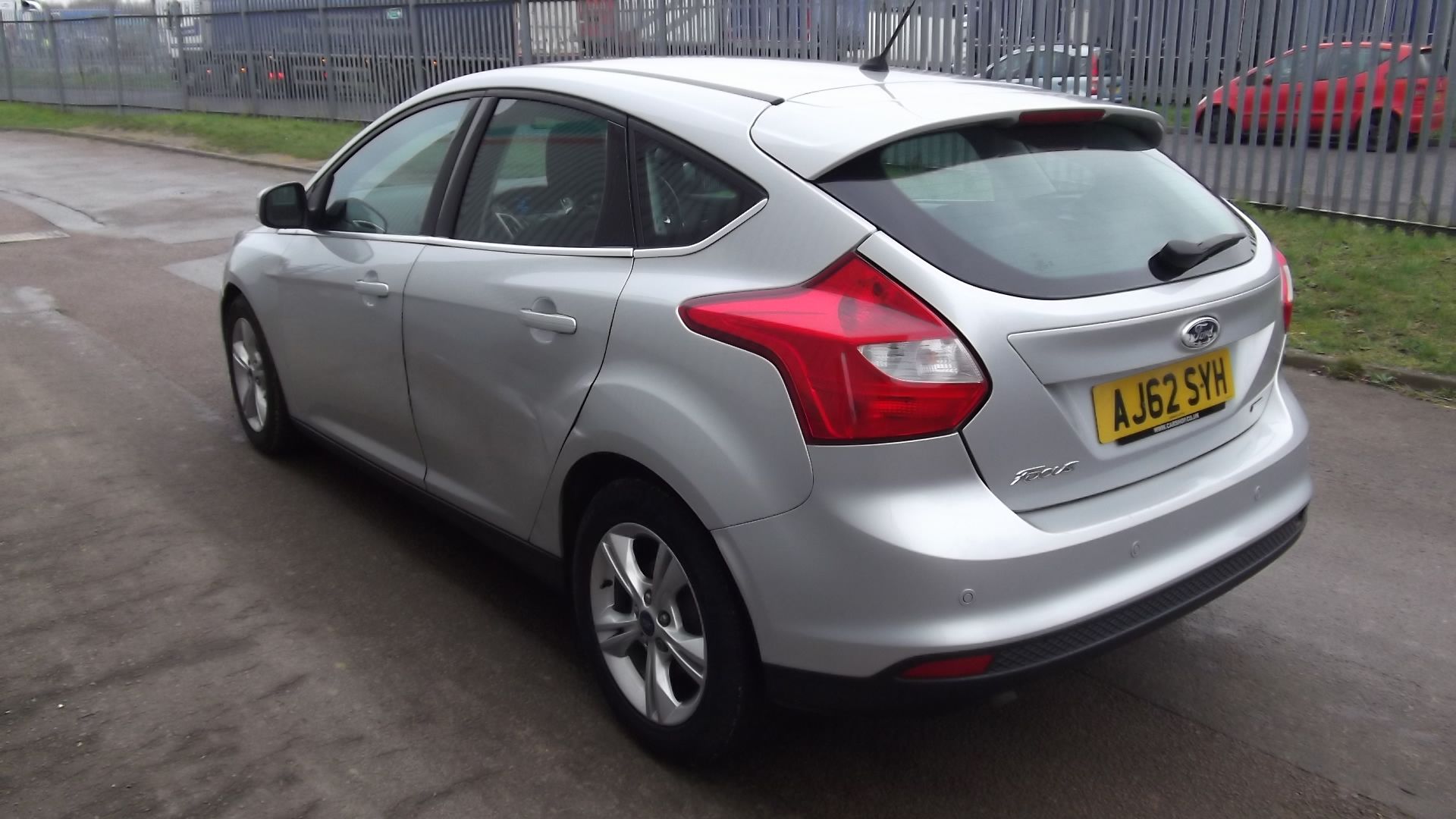 2013 Ford Focus 1.6 TDCi 115 Zetec 5dr Hatchback - CL505 - NO VAT ON THE HAMMER - Location: Corby, N - Image 20 of 21