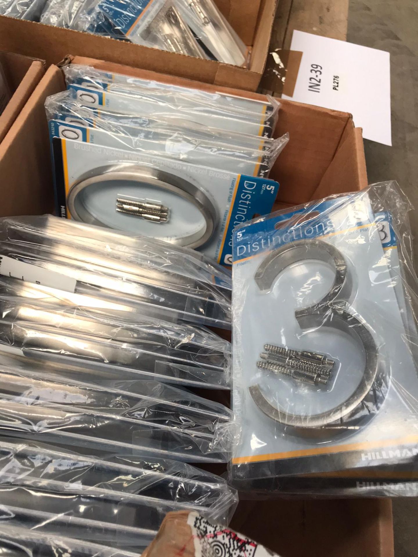 1 x Pallet Job Lot of Large Door Number Plaques in Silver - Brand New Stock - CL538 - Ref: Pallet - Image 3 of 14