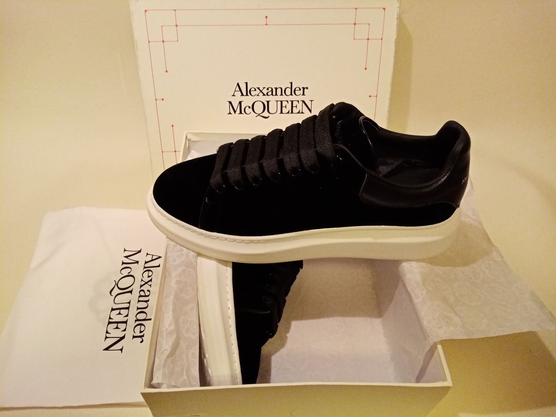 ALEXANDER MCQUEEN Designer Trainers - Size 9-9.5 - BRAND NEW - NO VAT ON THE HAMMER - CL607 -