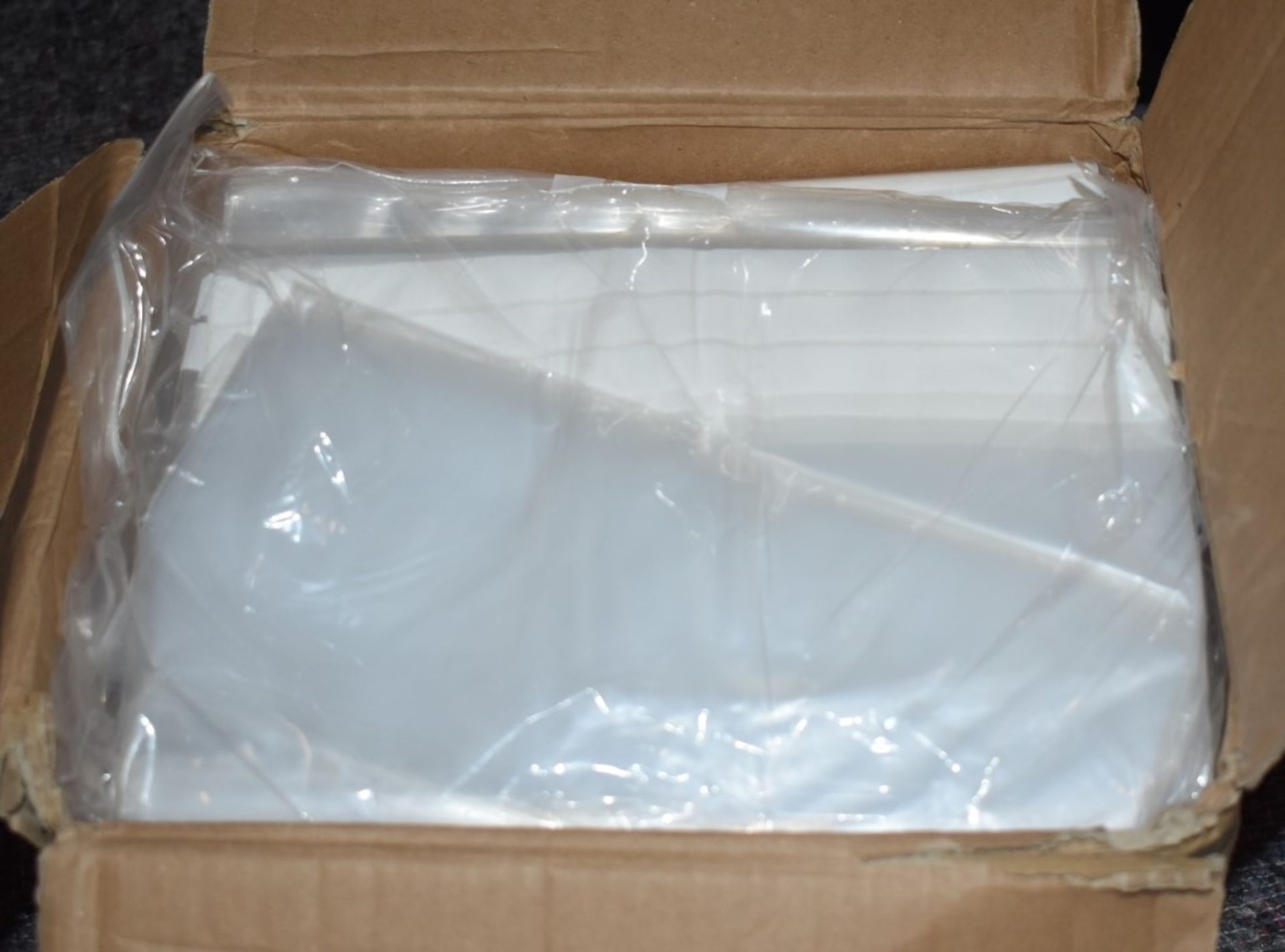 Approx 1,000 x Rajagrp Seal Bags - 254 x 356mm -  Ref: In2139 pal1 wh1 - CL011 - Location: