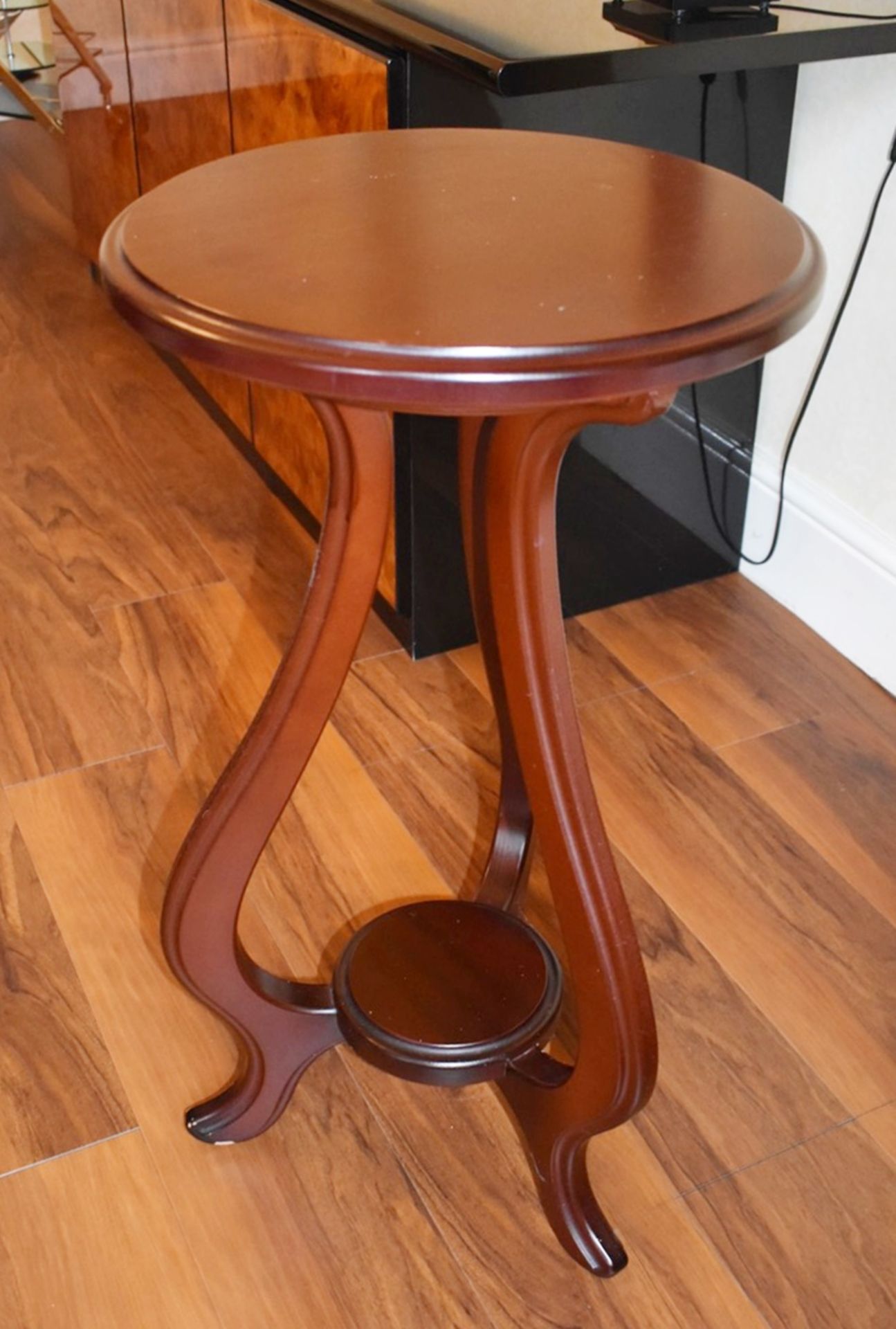 1 x Mahogany Lamp / Vase Table With Elegant Triple Leg Base and Undershelf - Dimensions H75 x W37