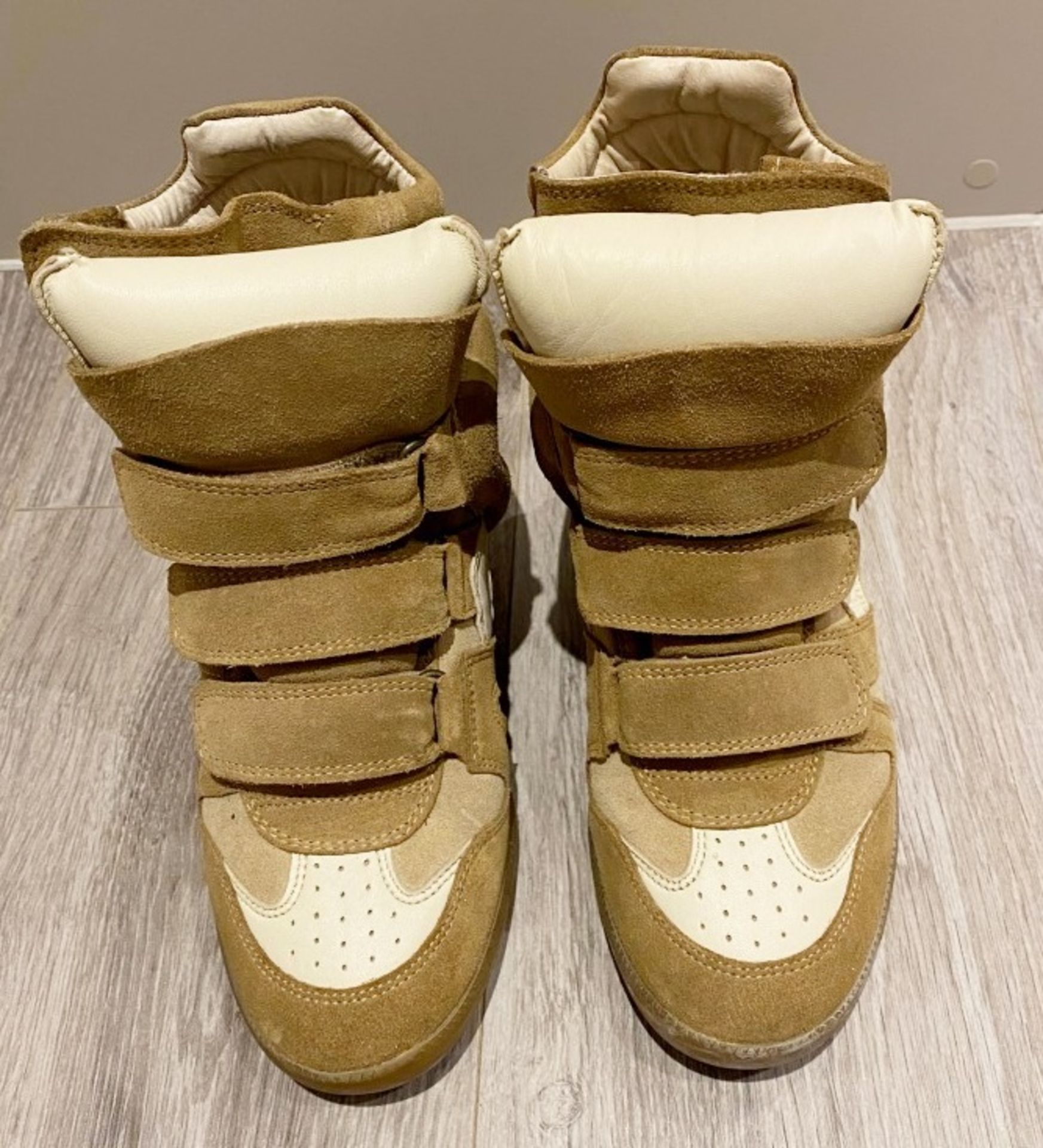 1 x Pair Of Genuine Isabel Marant Boots In Tan - Size: 36 - Preowned in Good Condition - Ref: LOT40 - Image 3 of 4