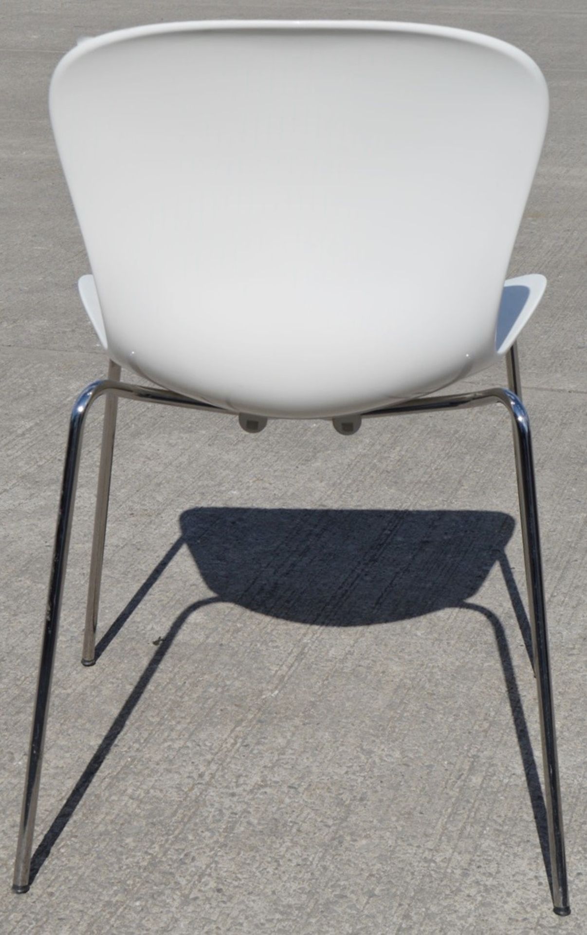 1 x Genuine Fritz Hansen 'Nap' Designer Chair In White & Chrome (KS50) - Dimensions: W48 x D40 x - Image 5 of 6