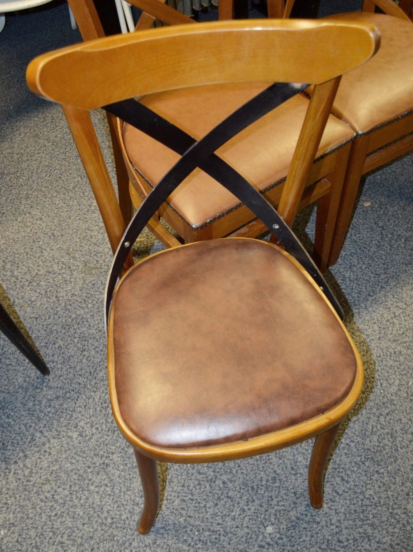4 x Assorted Cross-Back Dining Chairs - Dimensions: W43 x D40 x H82 x Seat 46cm - Used - Ref614 - - Image 2 of 7