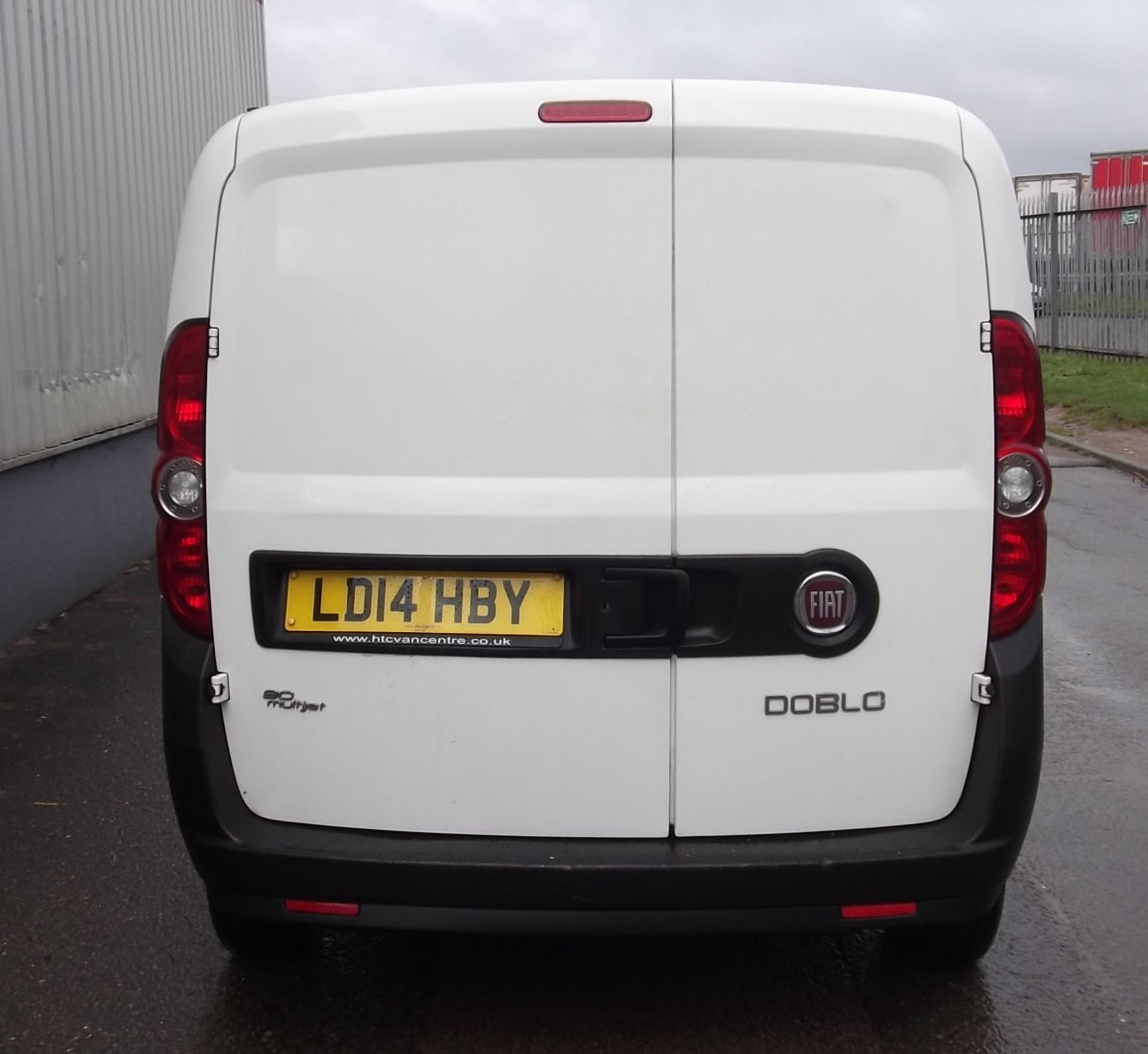 2014 Fiat Doblo 16V Multijet LCV Panel Van 5Dr - Image 5 of 13